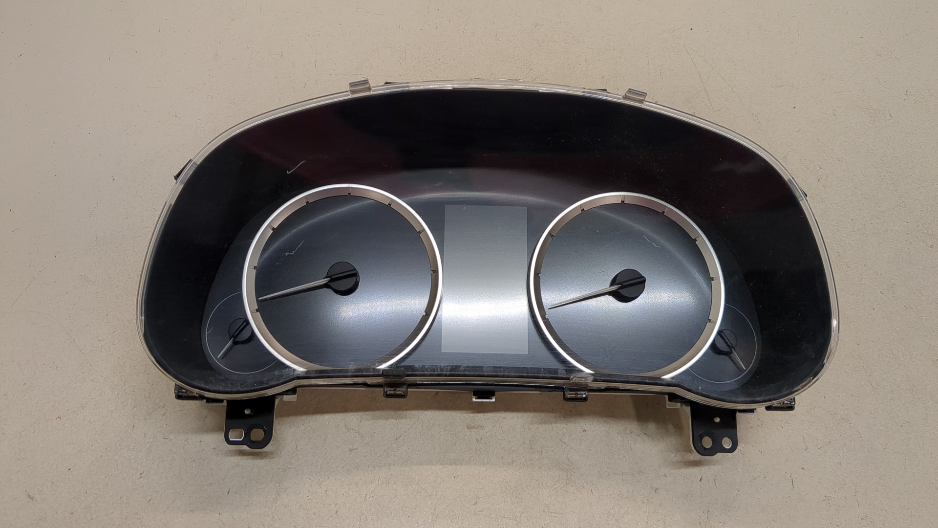 Панель приборов