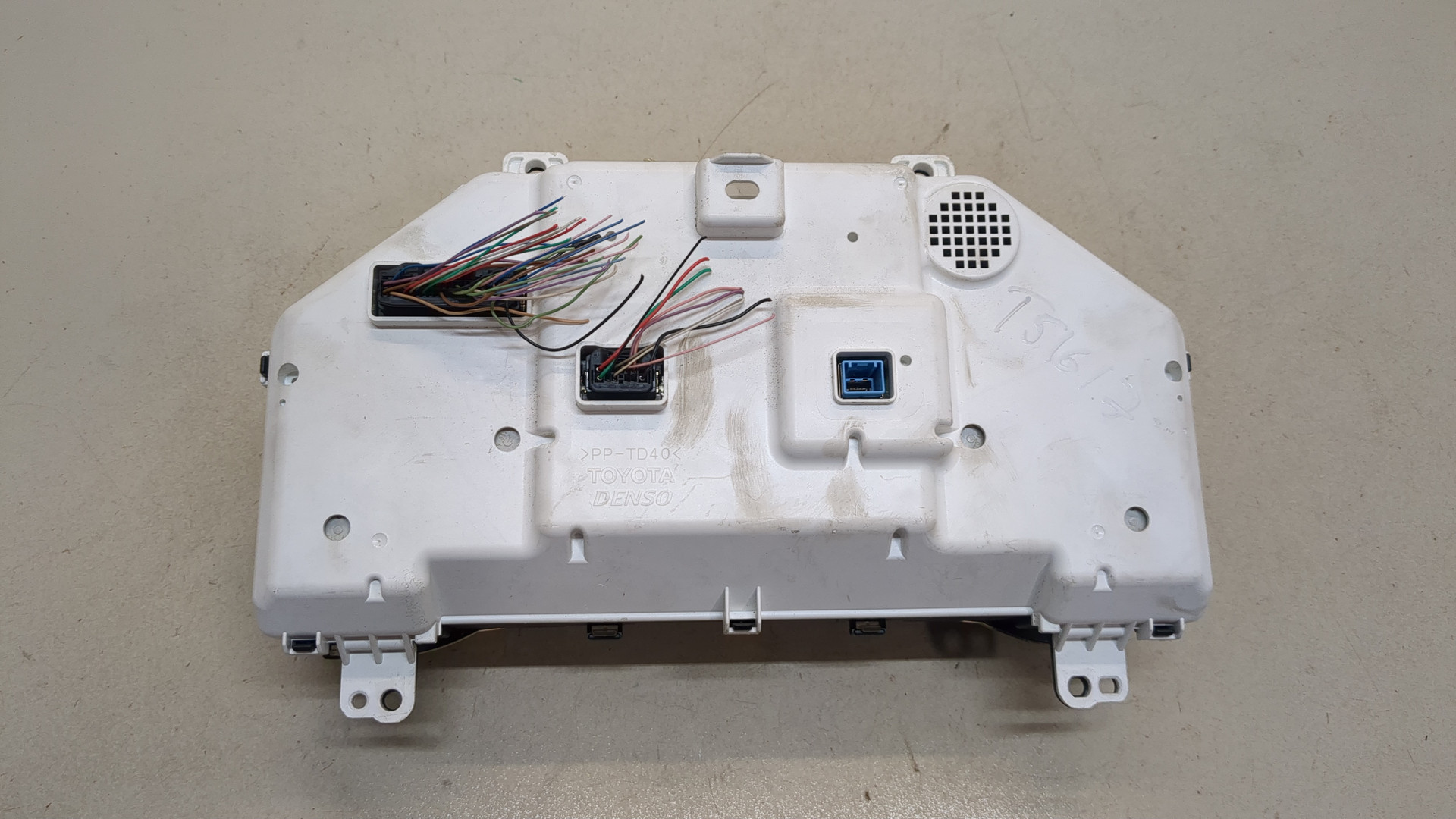 Панель приборов