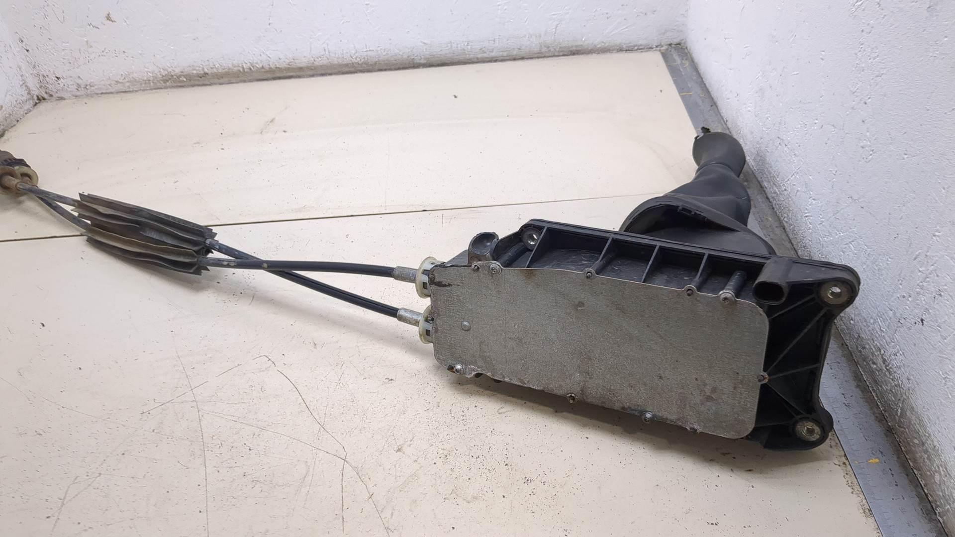 Кулиса МКПП / АКПП