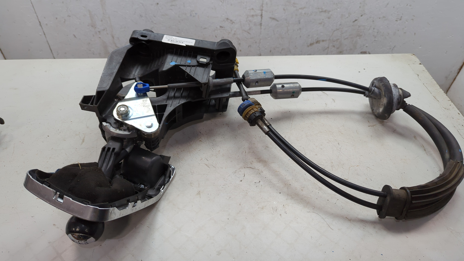 Кулиса МКПП / АКПП