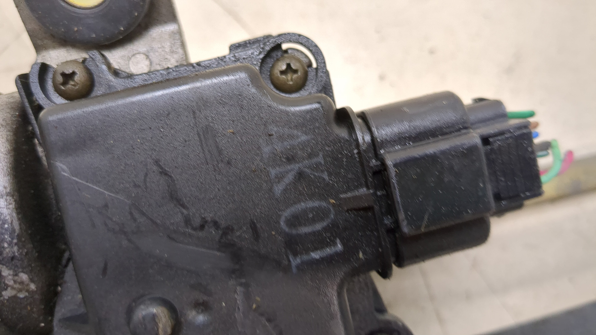 Трапеция стеклоочистителей