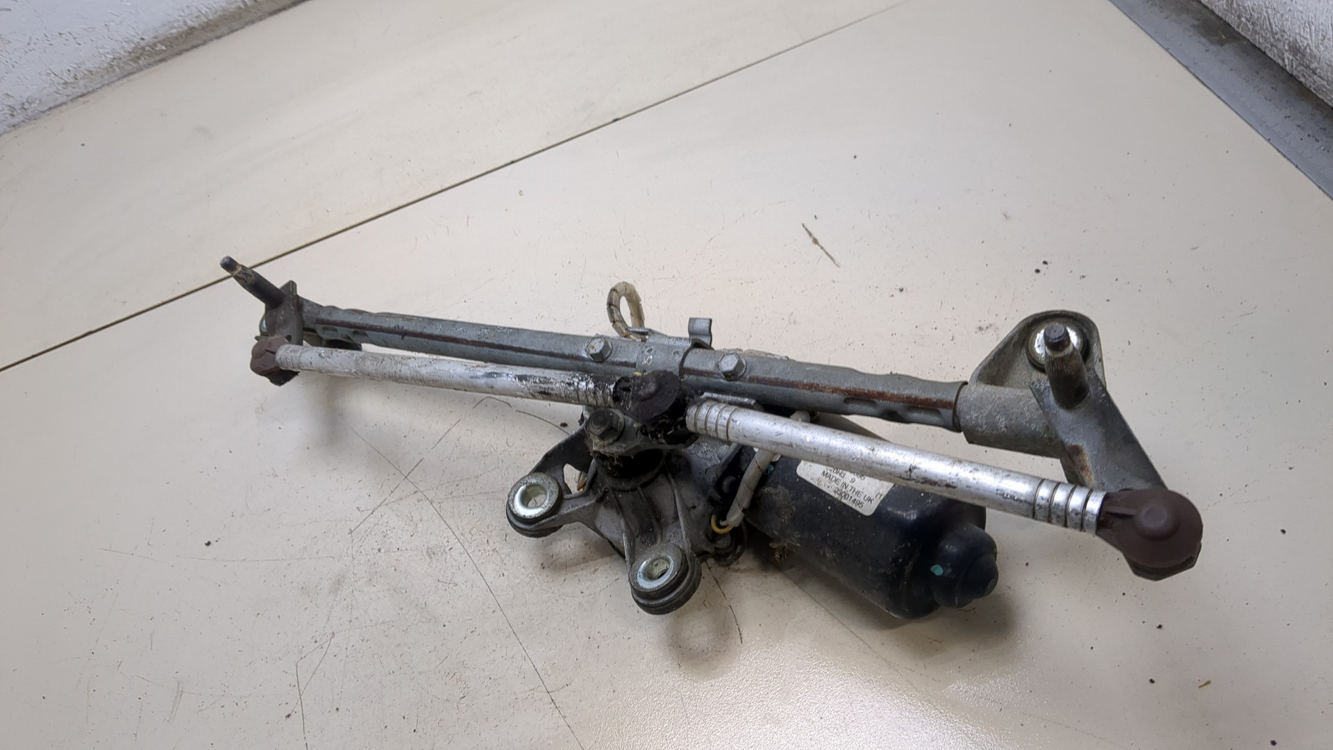 Трапеция стеклоочистителей