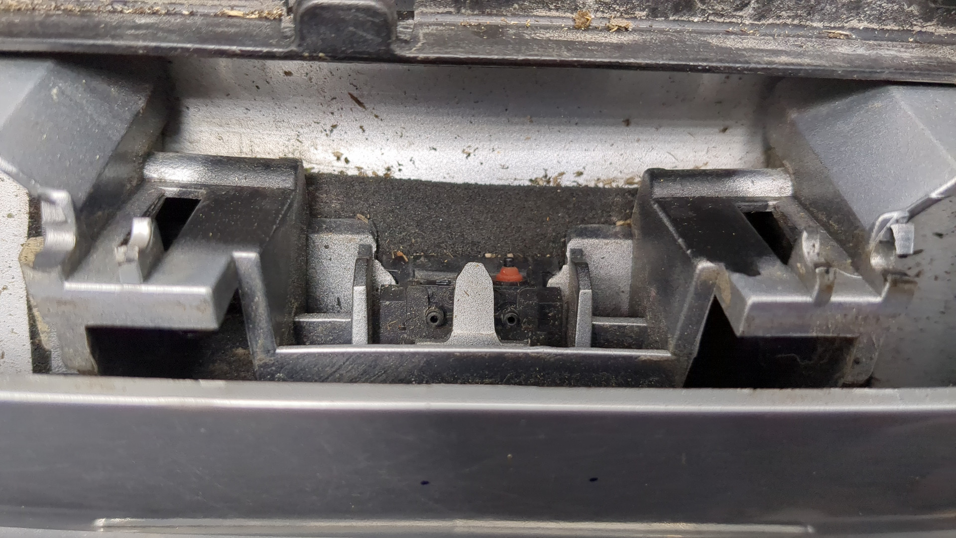 Дверь багажника