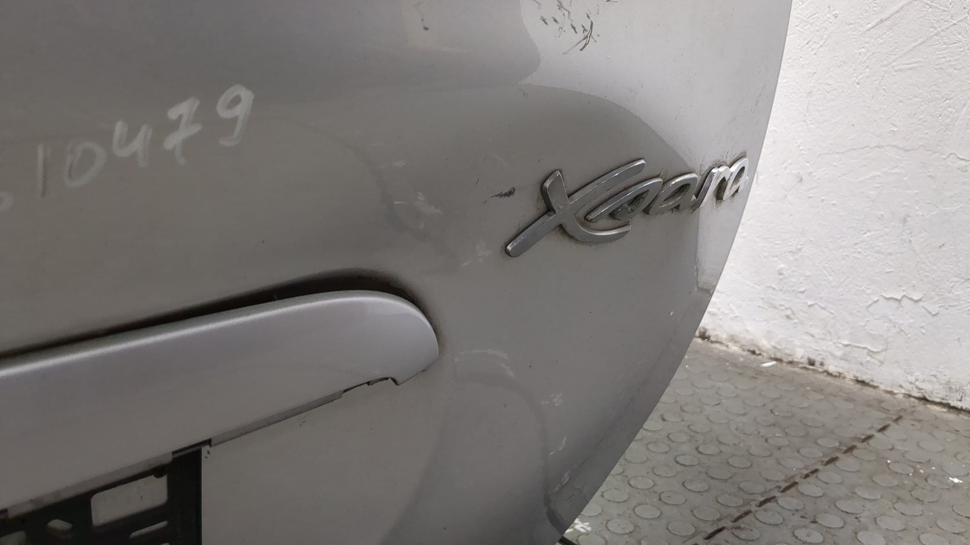 Дверь багажника