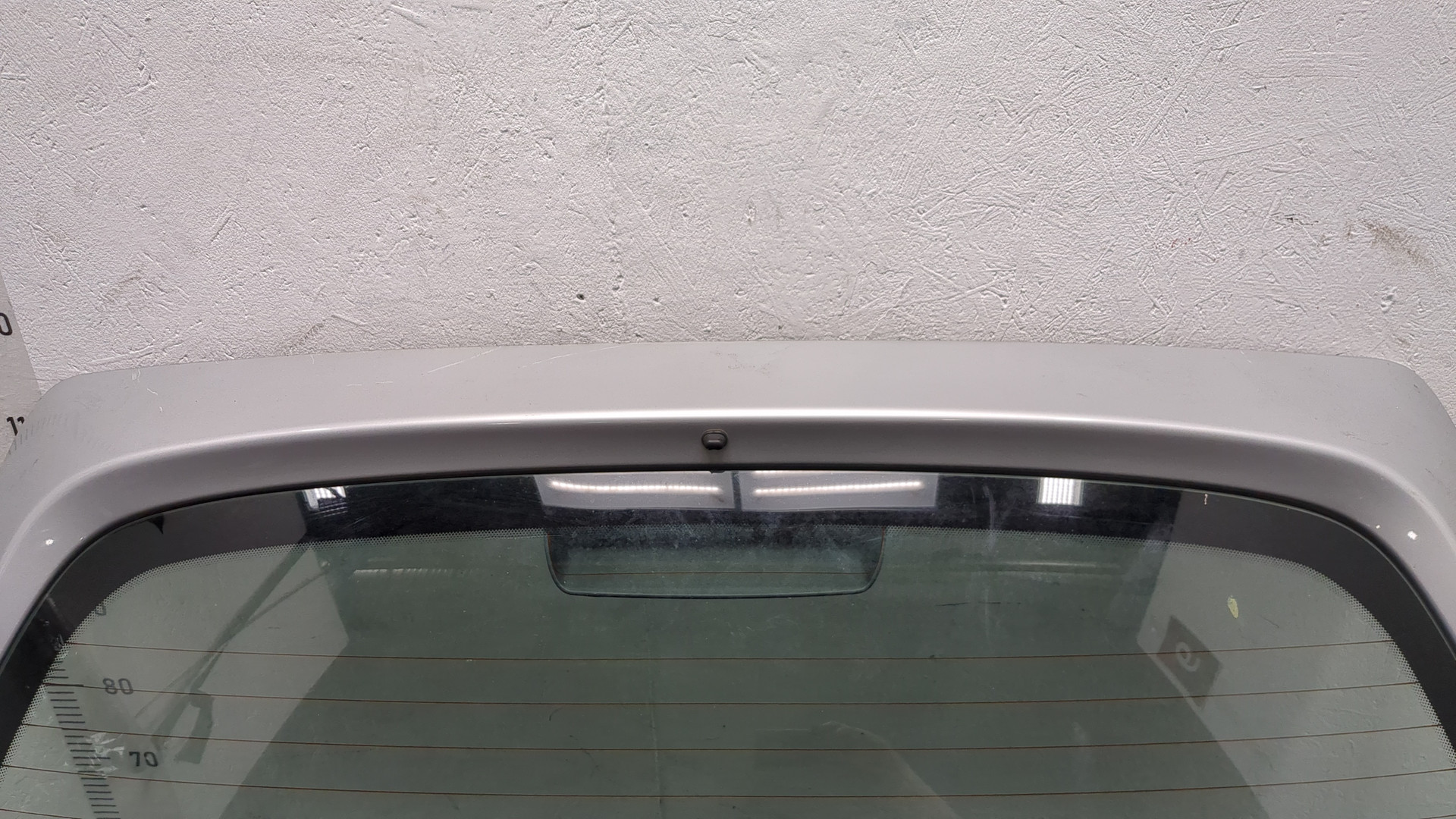 Дверь багажника