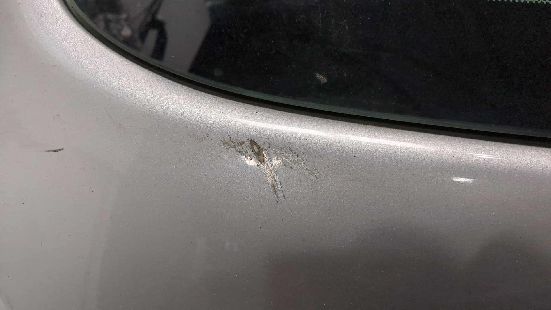 Дверь багажника