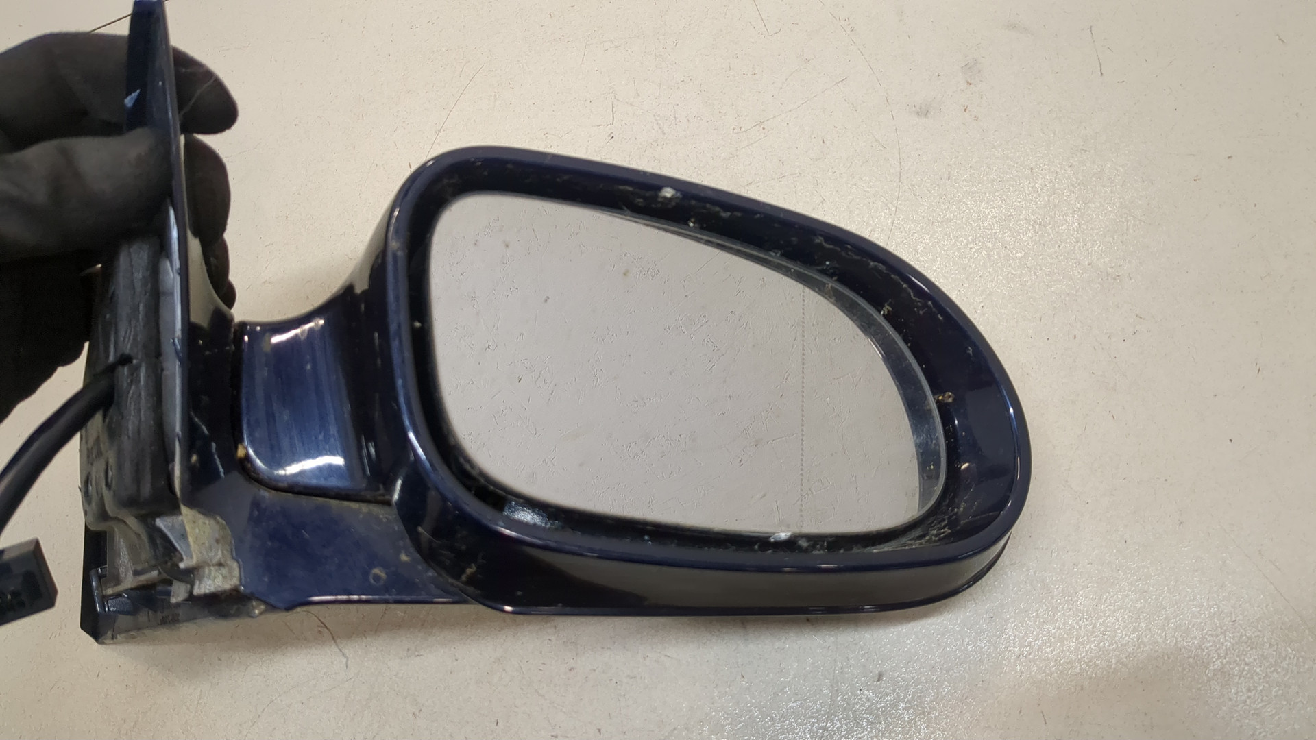 Зеркало правое электрическое