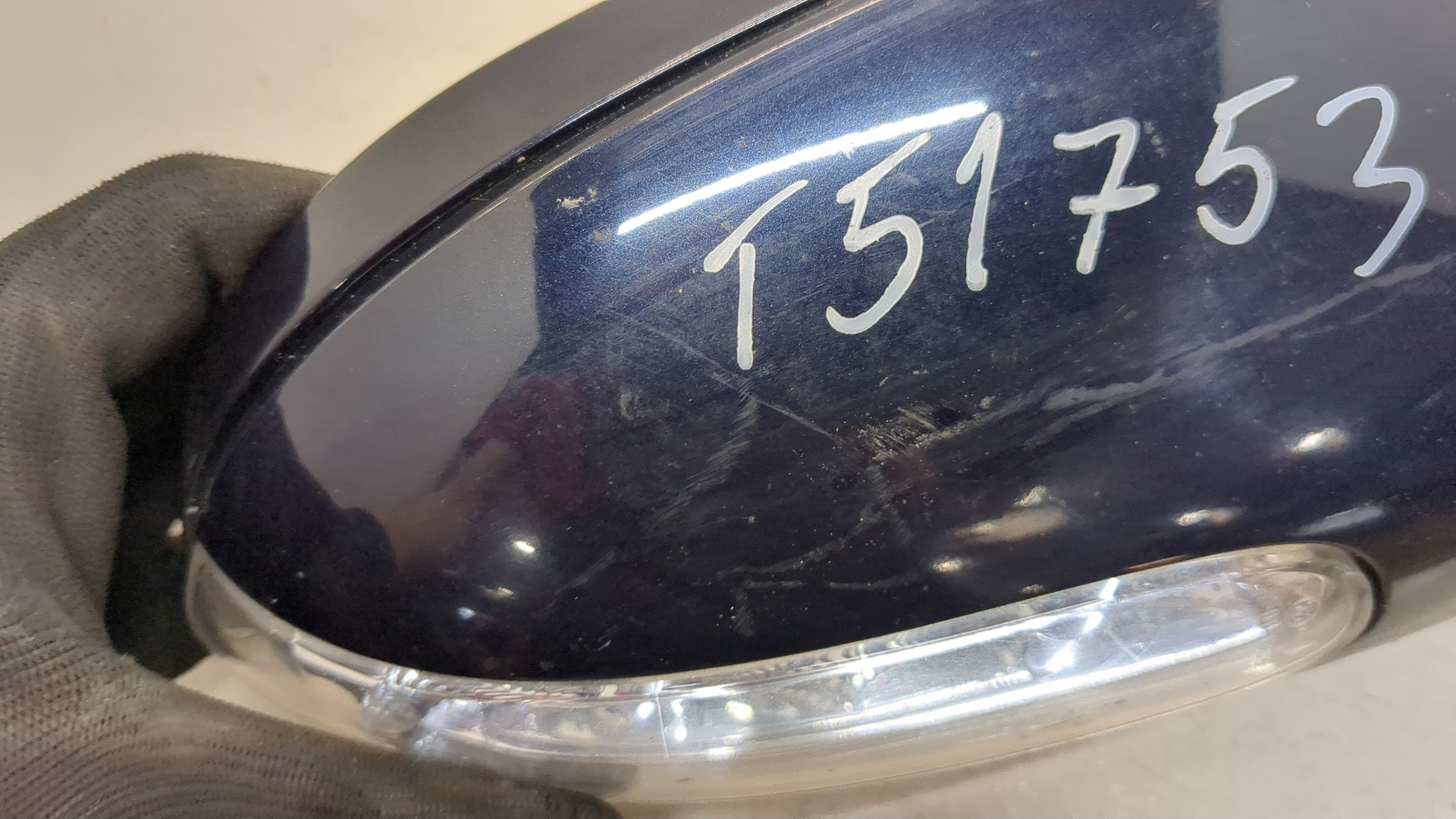 Зеркало правое электрическое