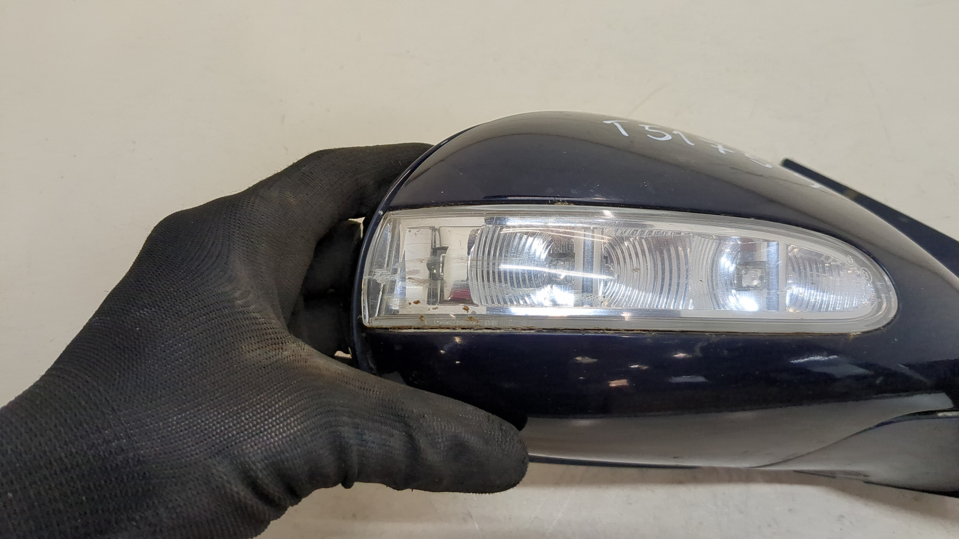 Зеркало правое электрическое