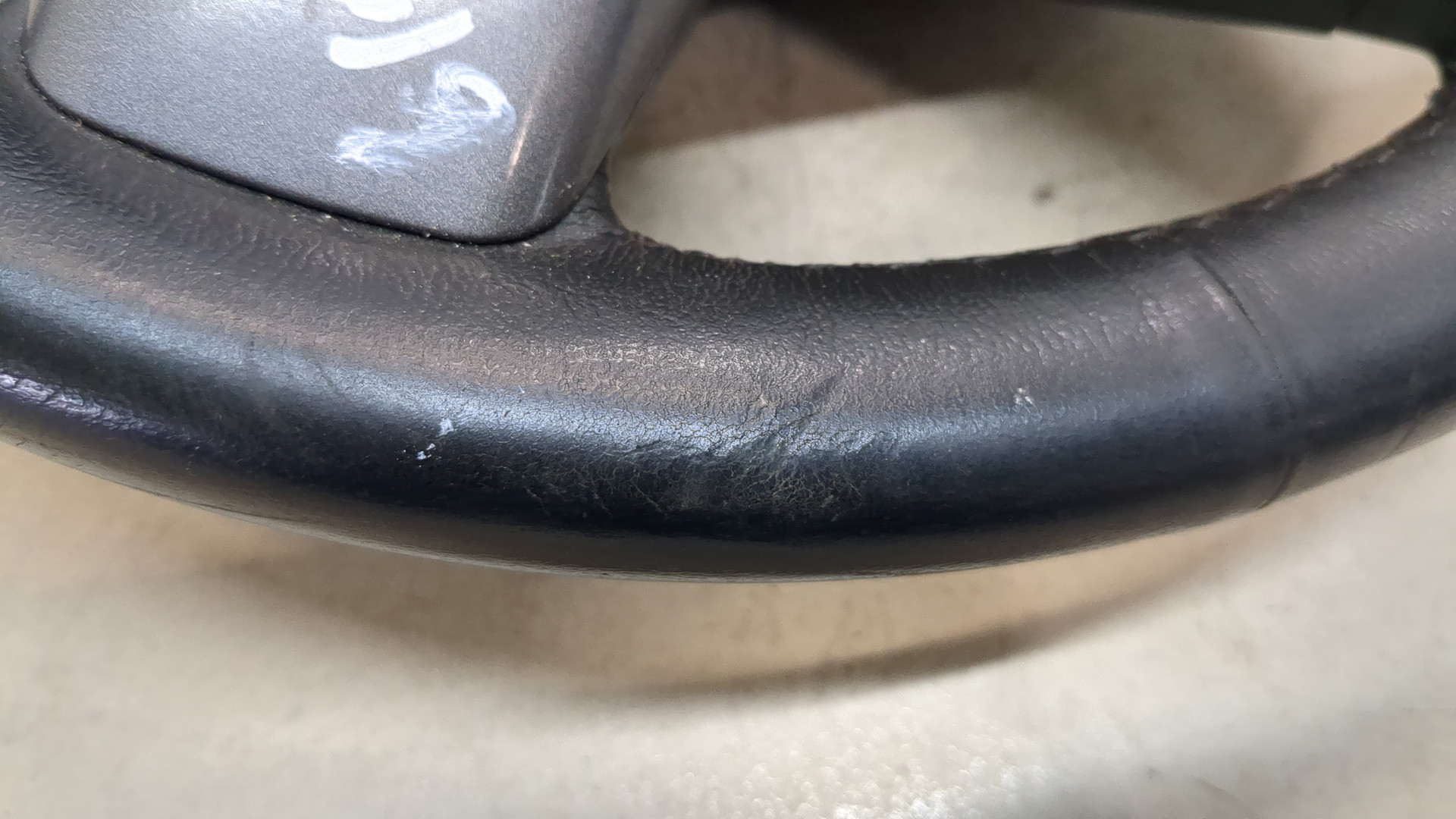 Рулевое колесо (руль)