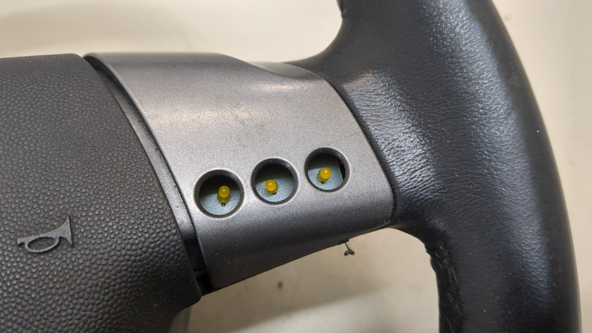 Рулевое колесо (руль)