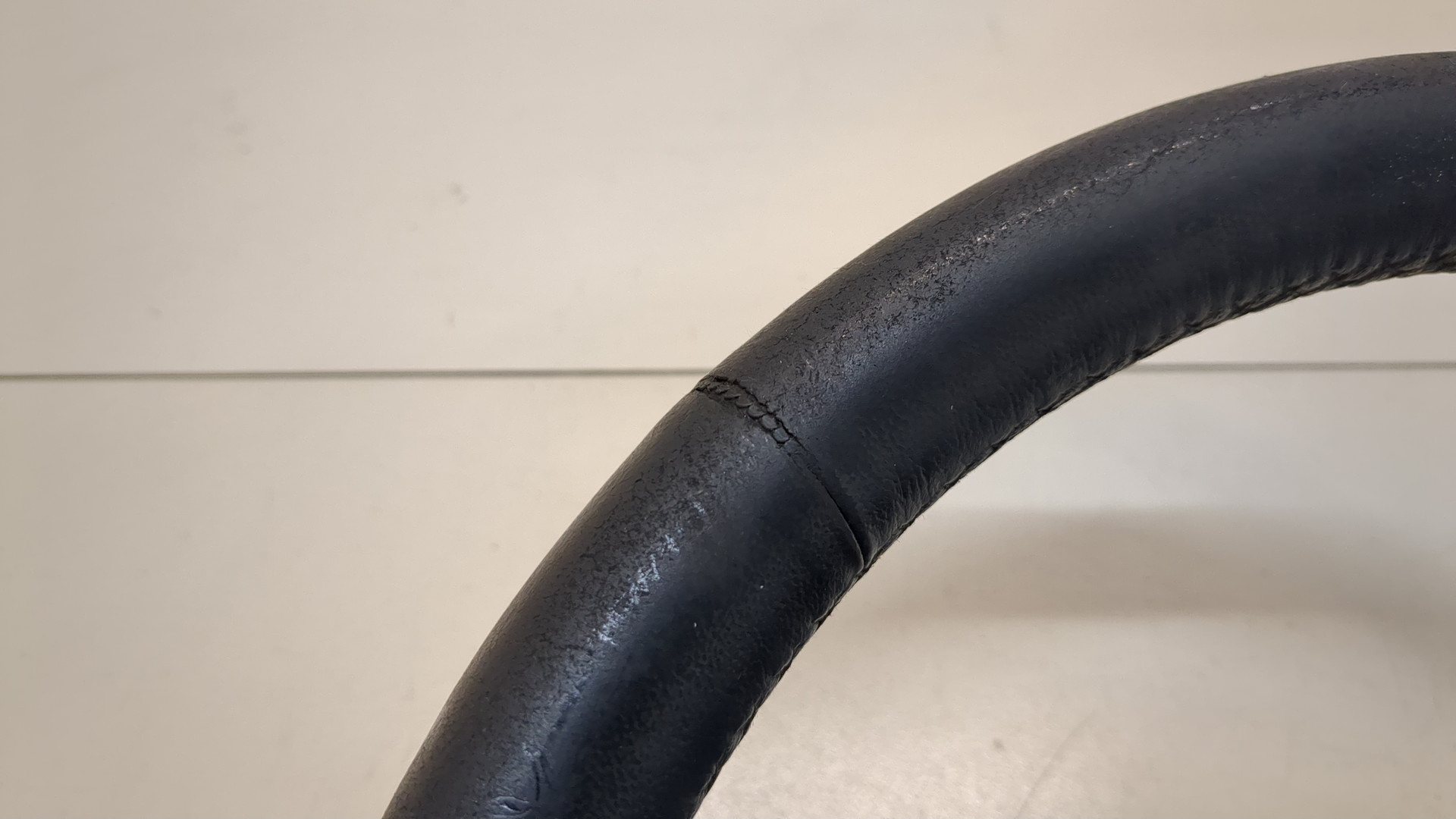 Рулевое колесо (руль)