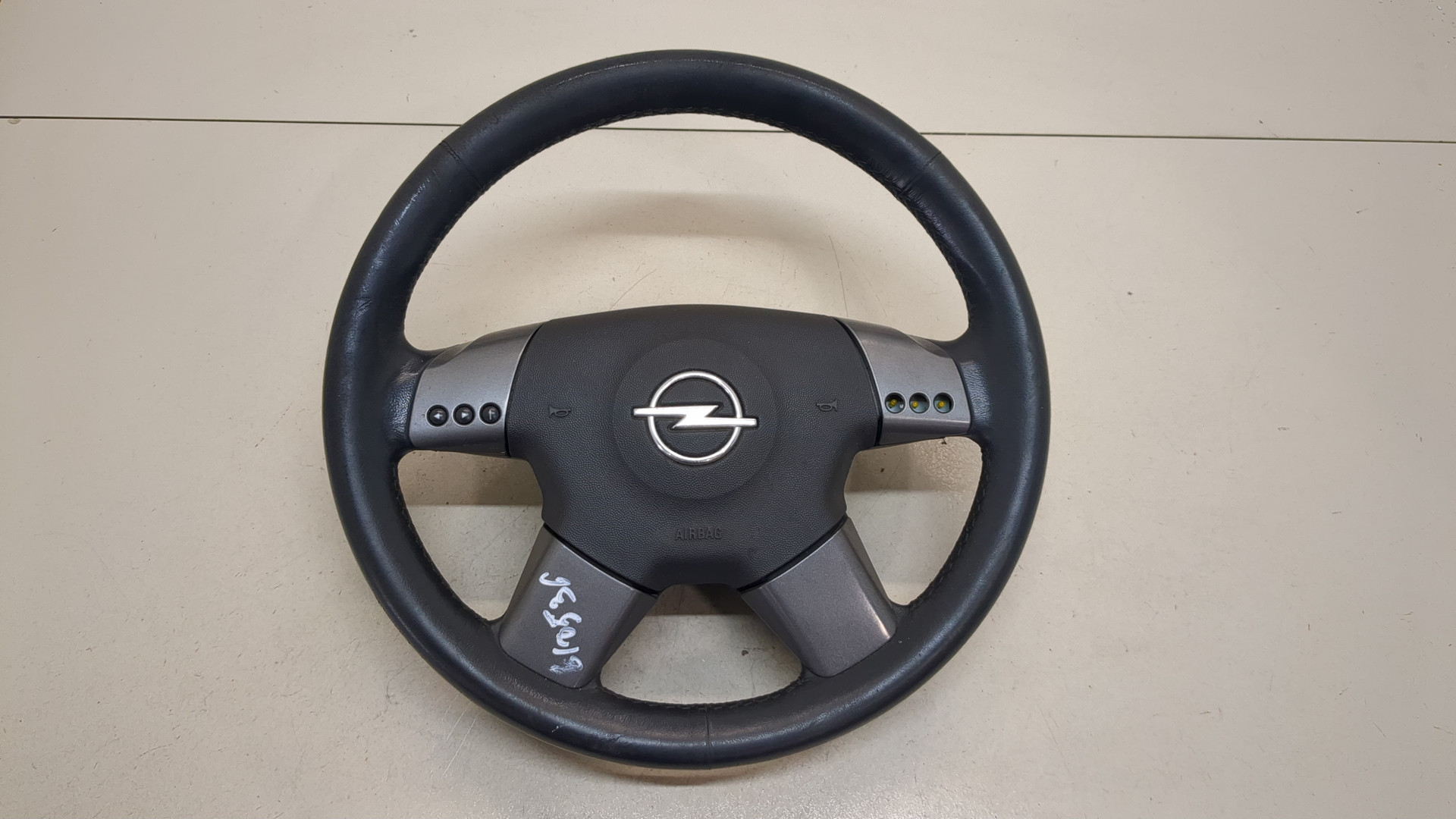 Рулевое колесо (руль)