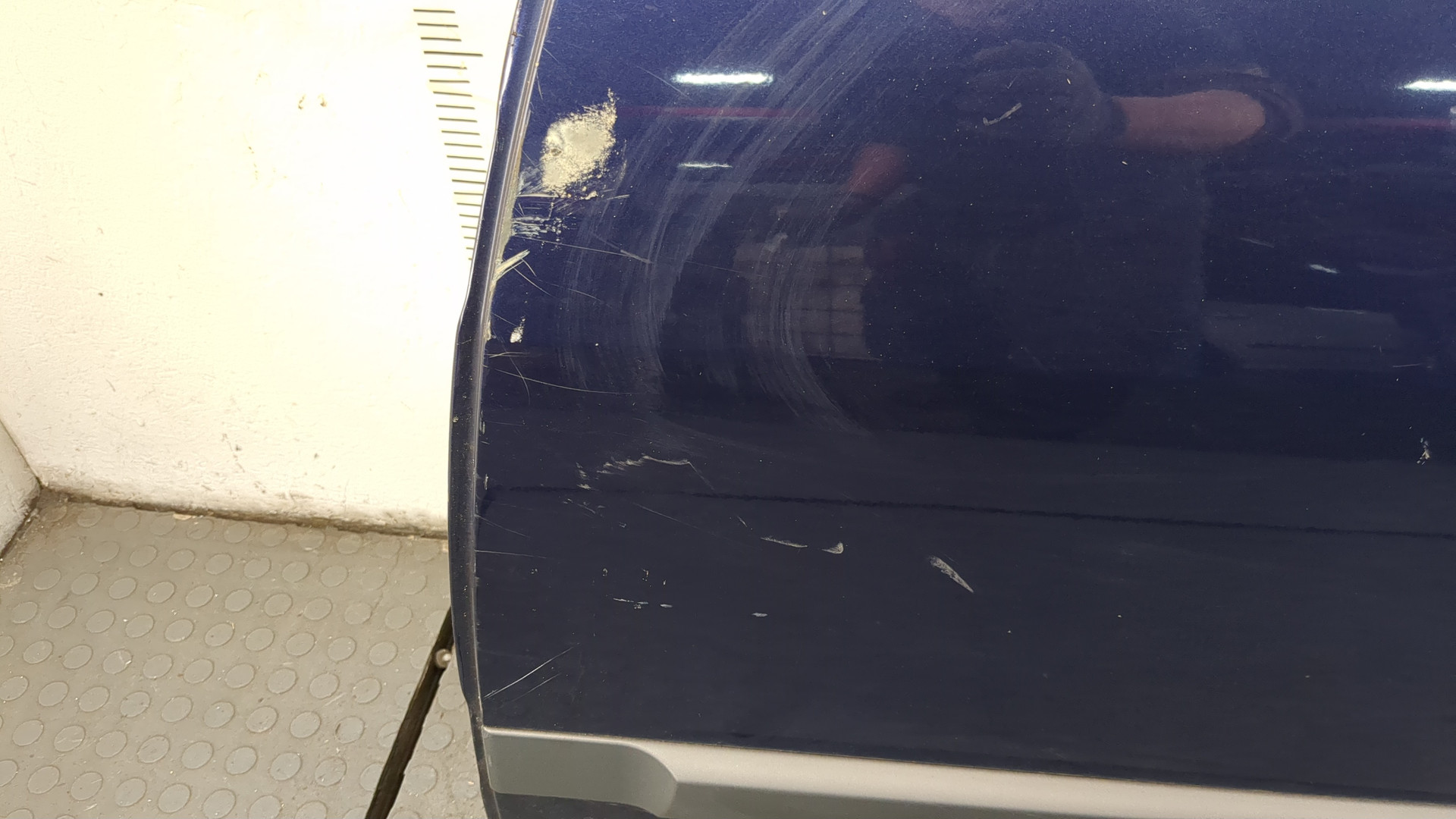 Дверь задняя левая