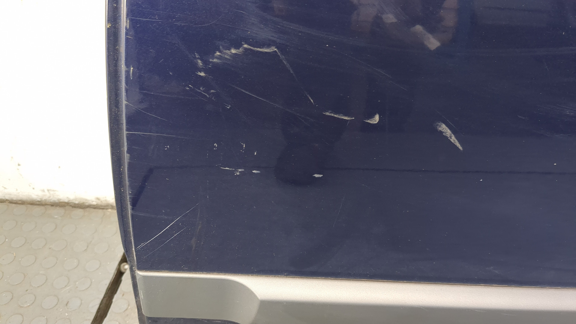 Дверь задняя левая