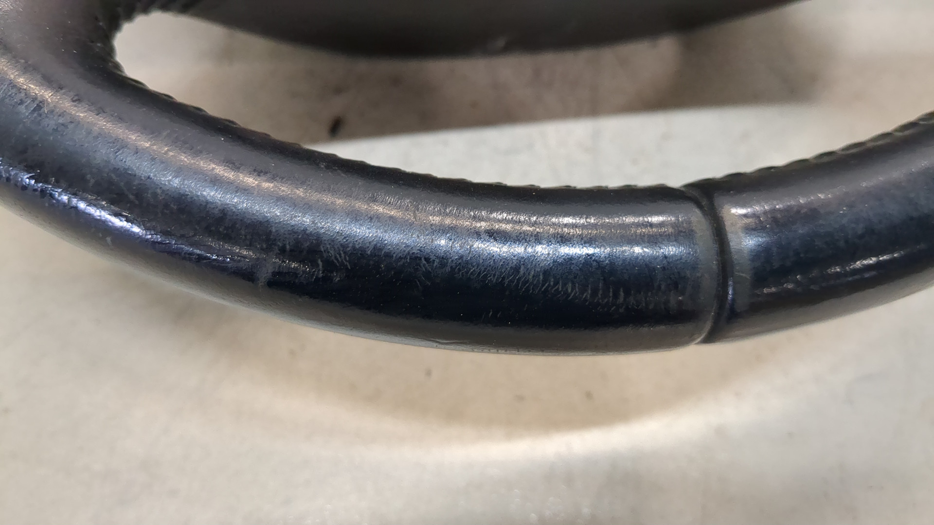 Рулевое колесо (руль)