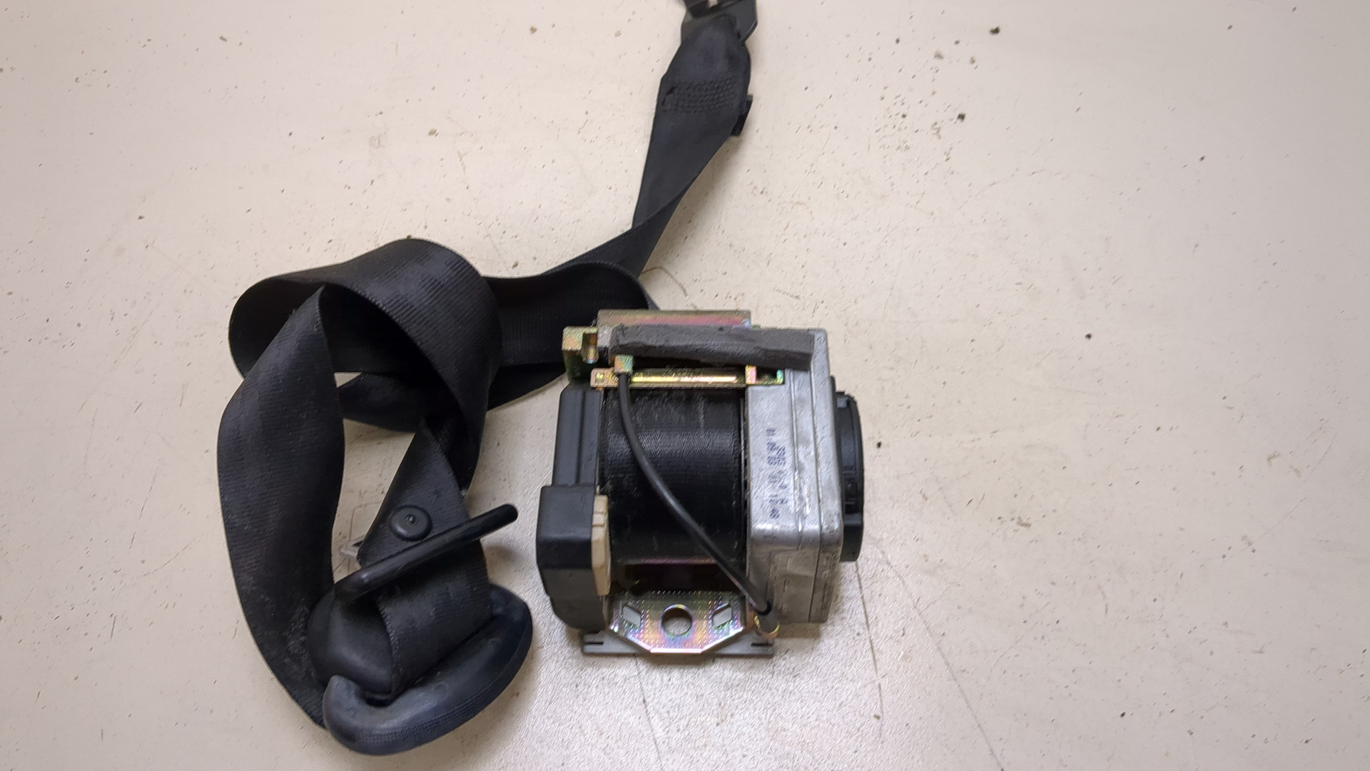 Ремень безопасности