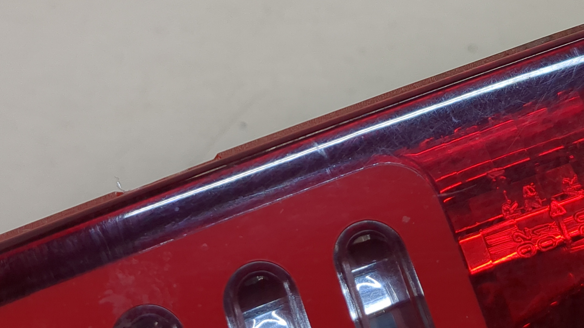 Фонарь задний правый