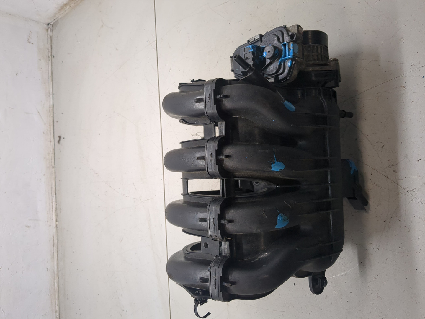 Коллектор впускной