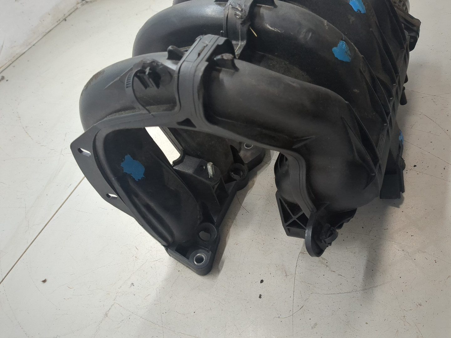 Коллектор впускной