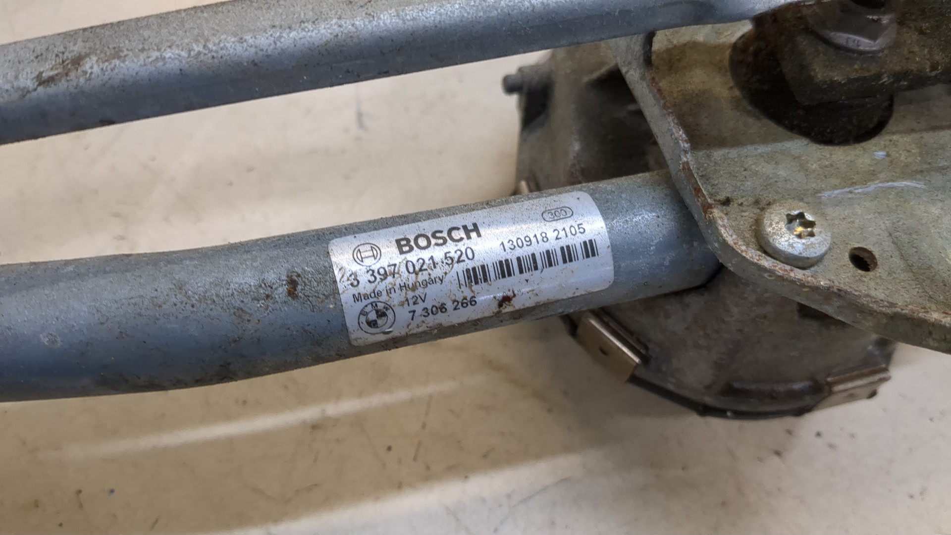 Трапеция стеклоочистителей