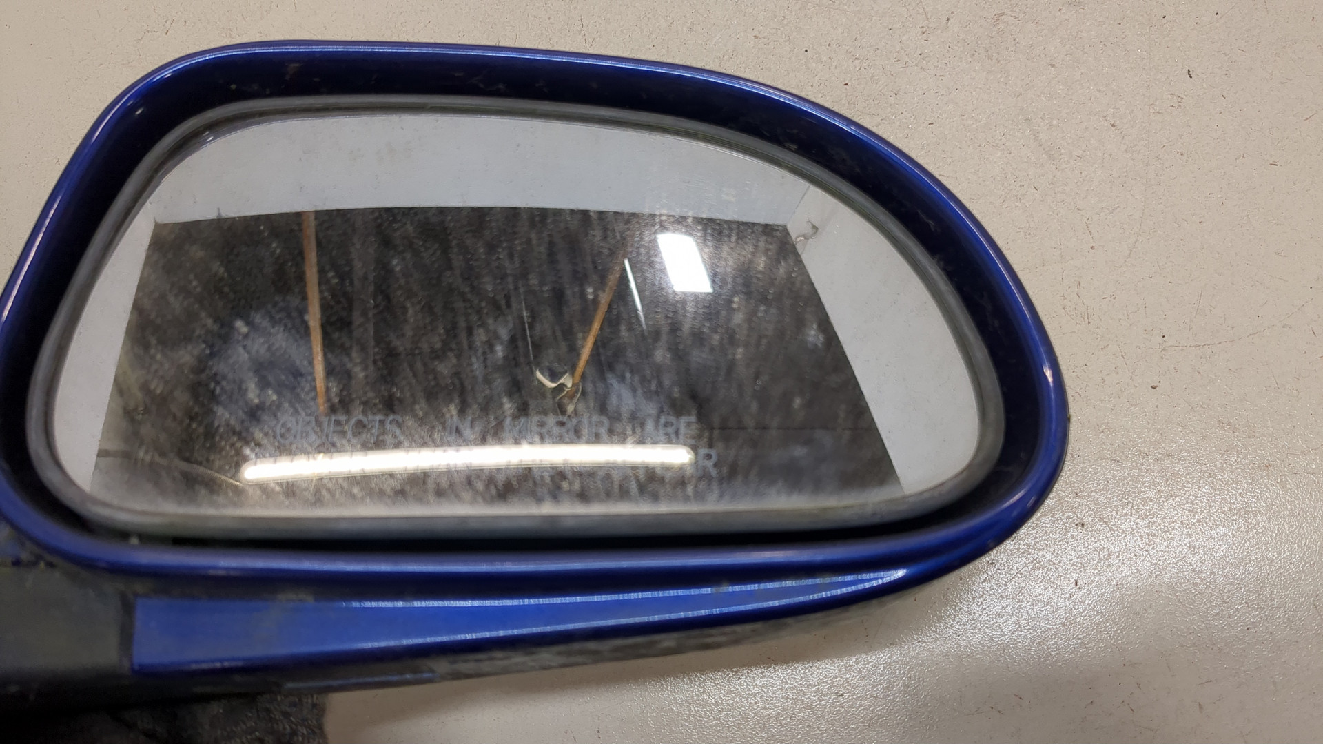 Зеркало правое электрическое