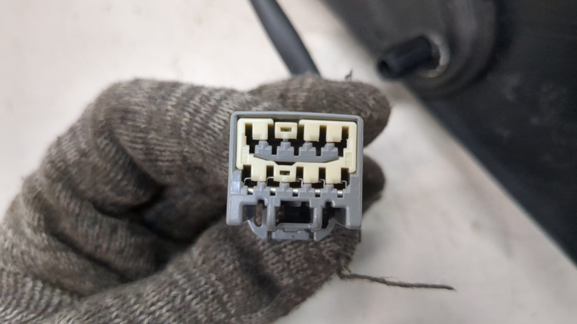 Зеркало левое электрическое