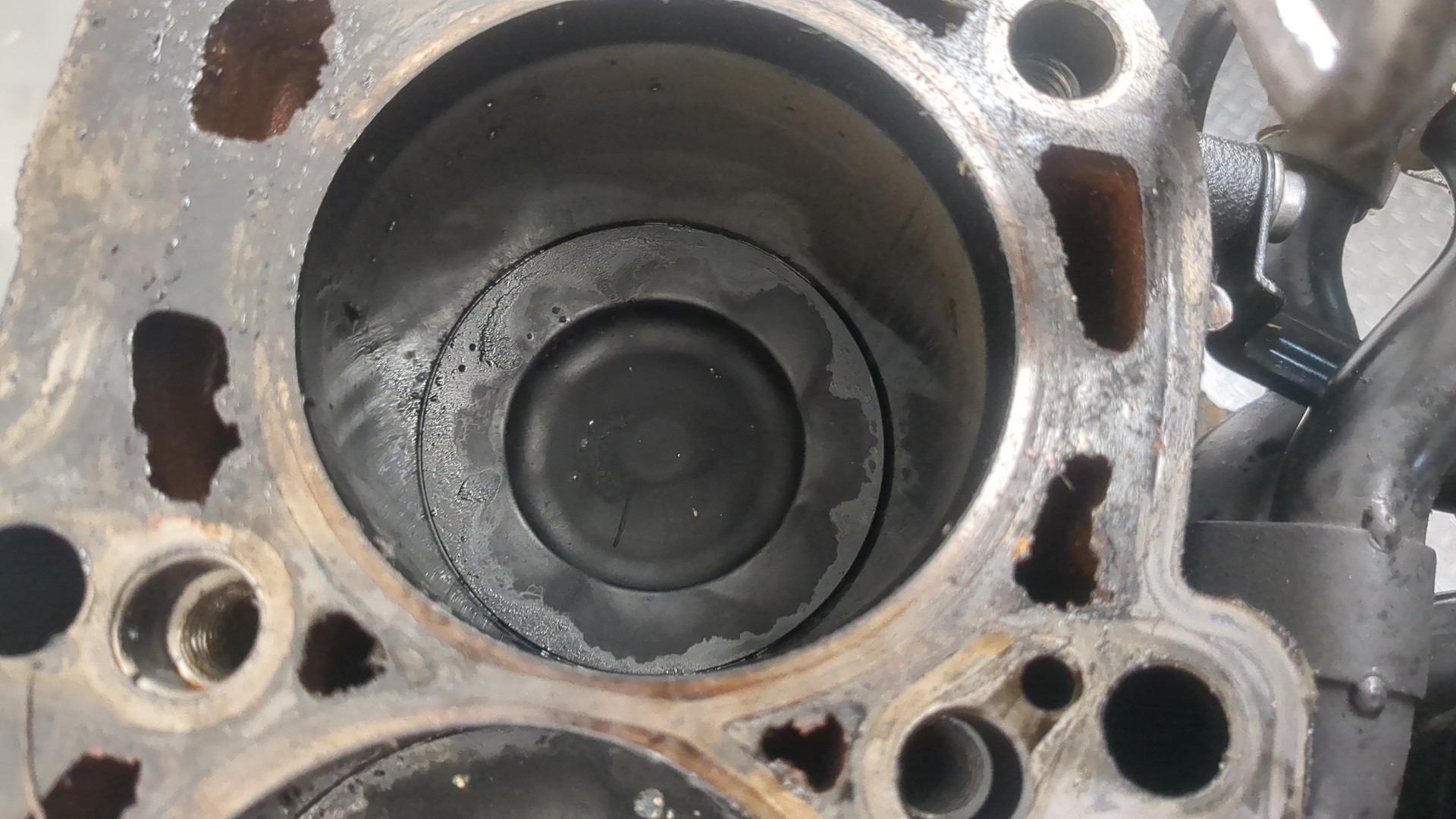 Блок двигателя