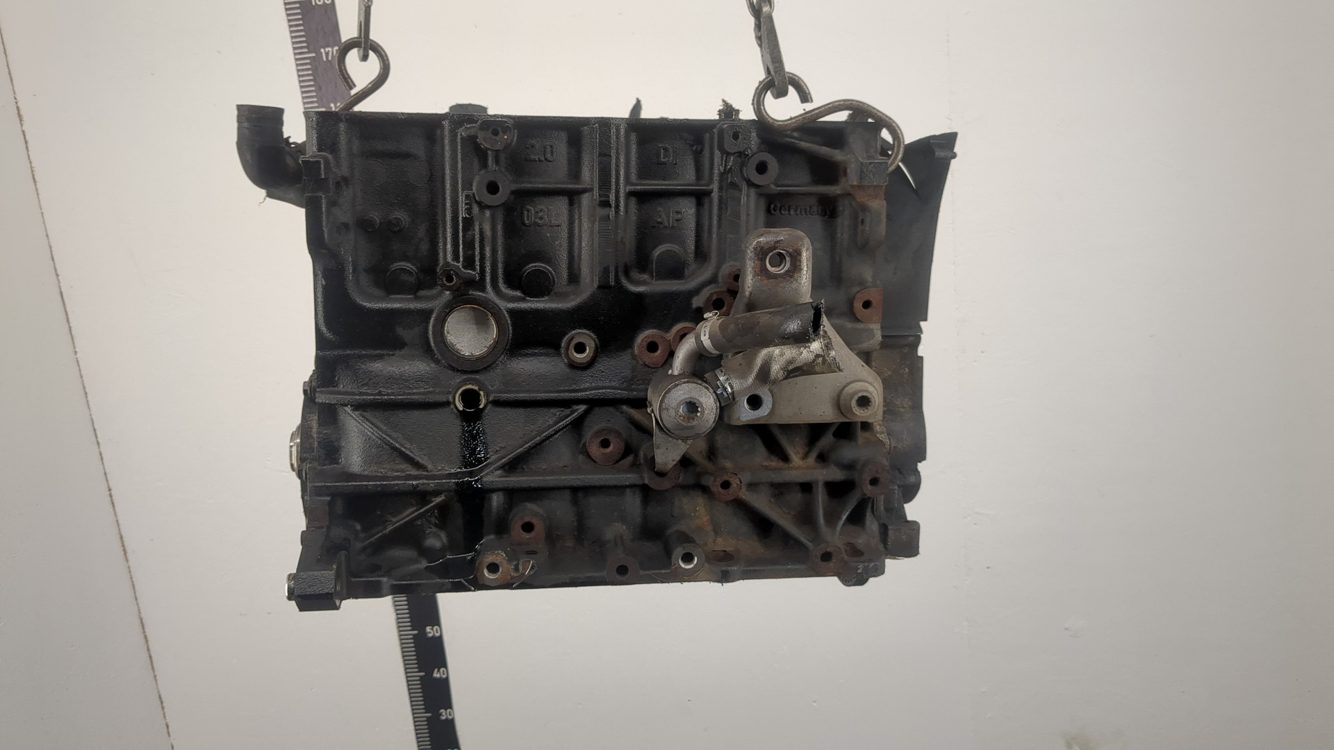 Блок двигателя