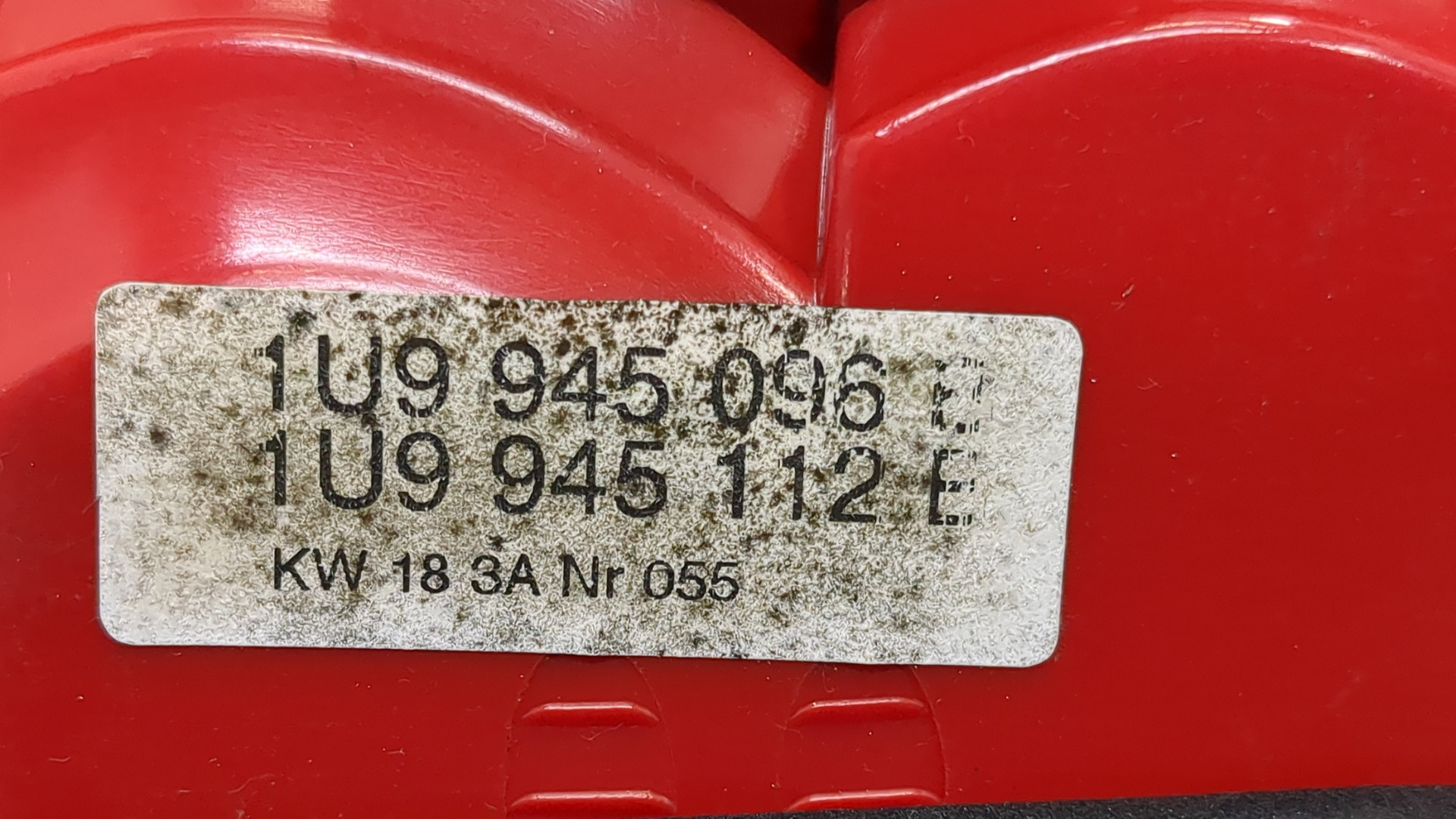 Фонарь задний правый