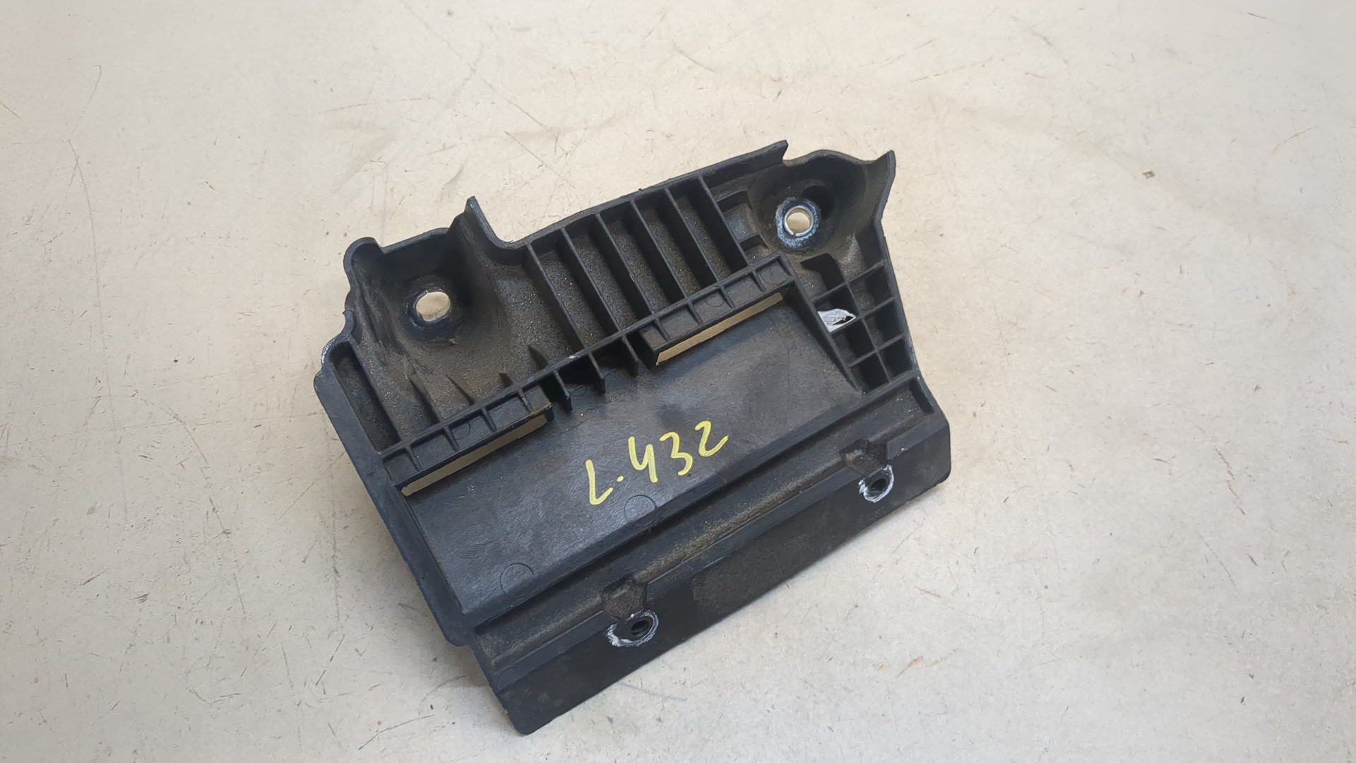 Кронштейн (сопут. товар)