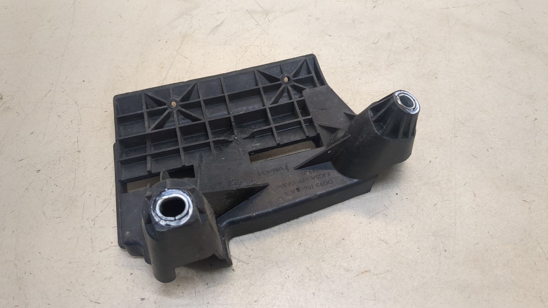 Кронштейн (сопут. товар)