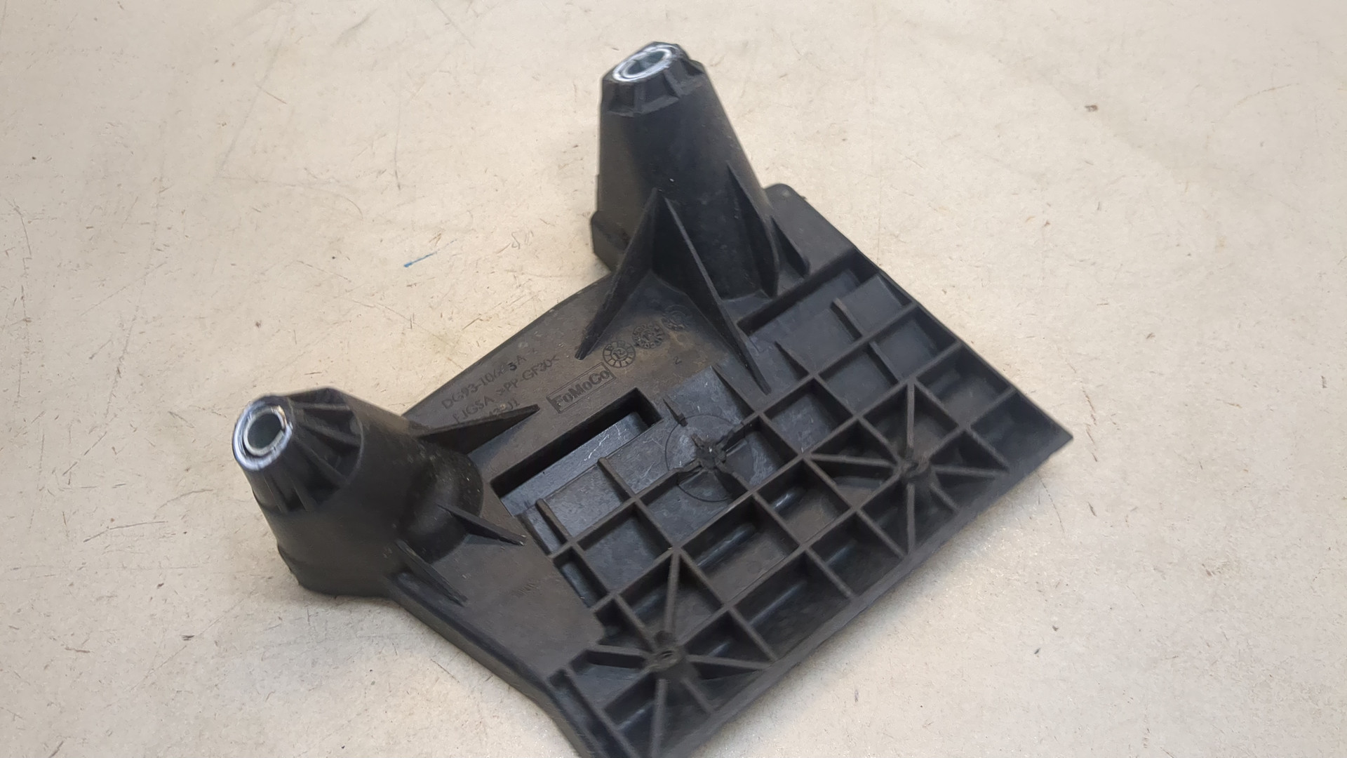 Кронштейн (сопут. товар)