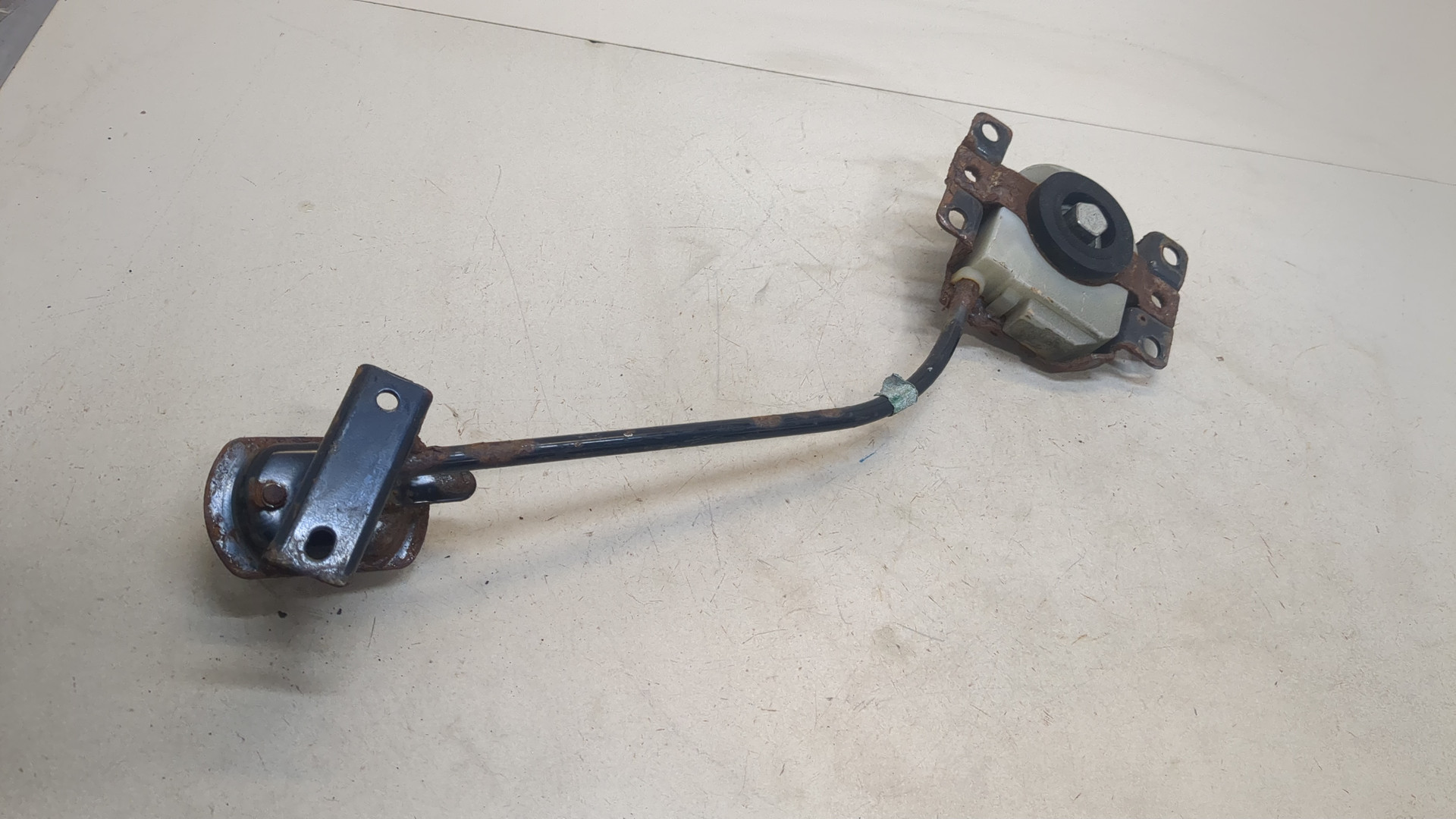 Кронштейн (сопут. товар)