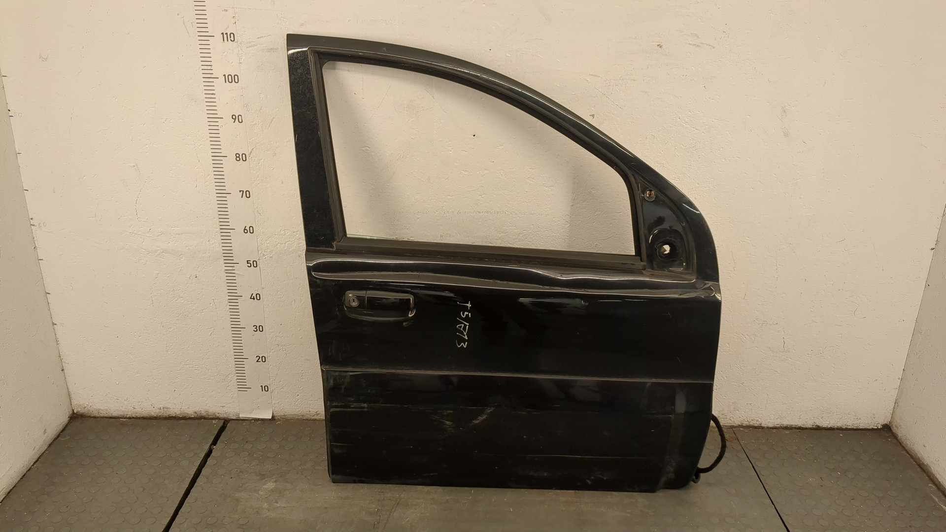 Дверь передняя правая