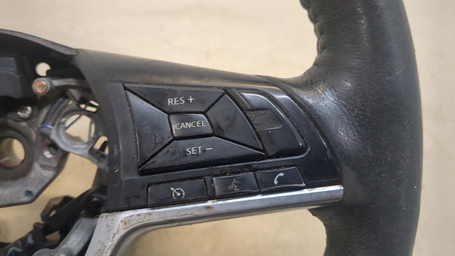 Рулевое колесо (руль)