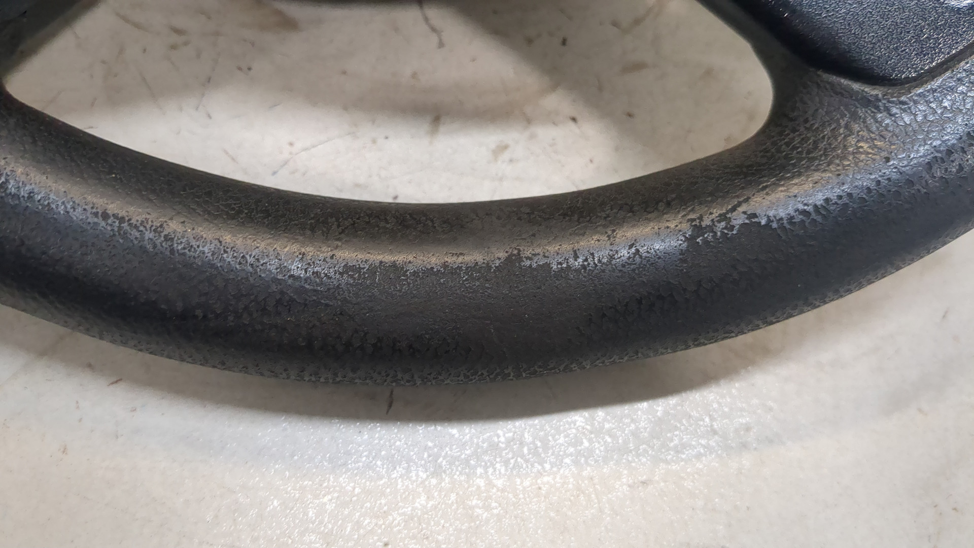 Рулевое колесо (руль)