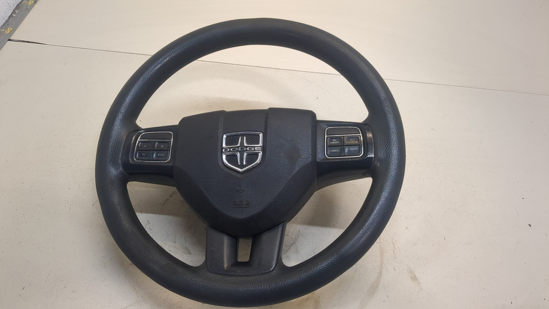 Рулевое колесо (руль)