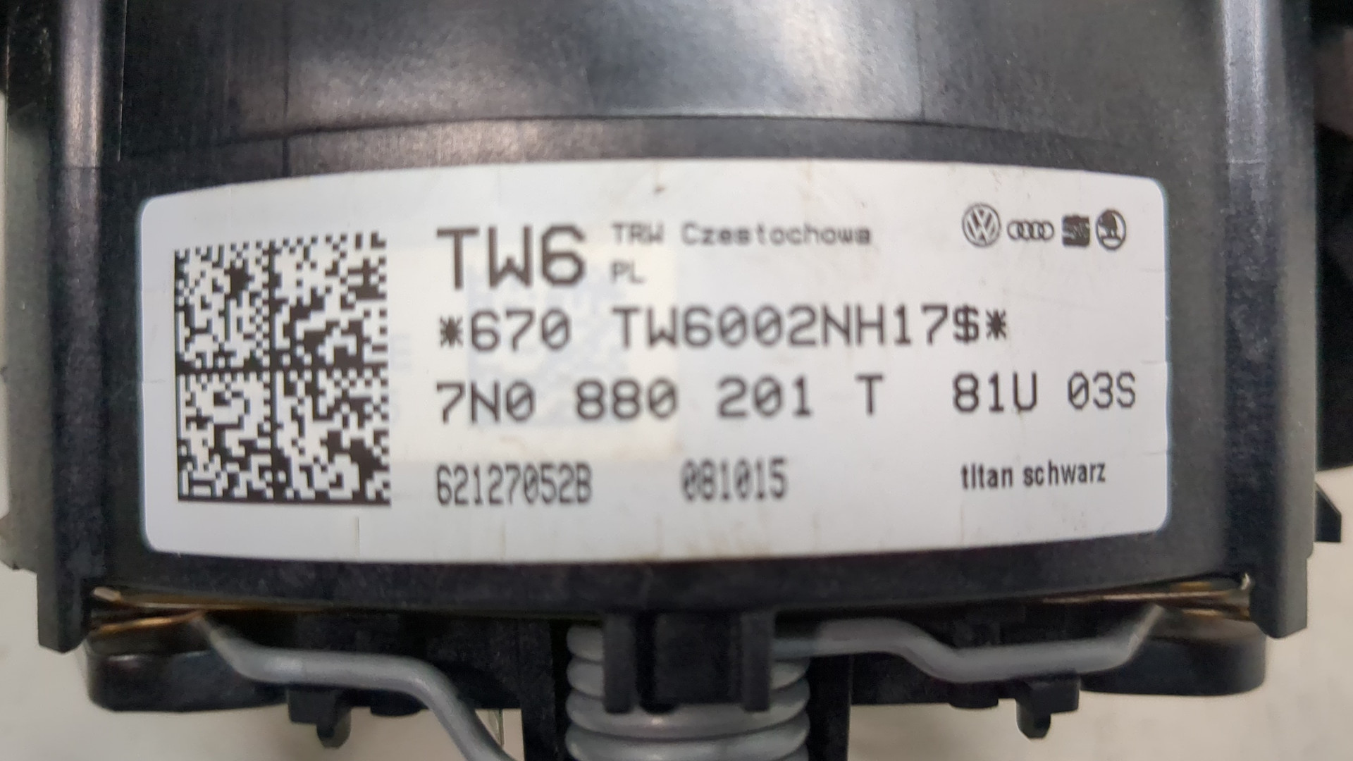 Подушка безопасности в рулевое колесо