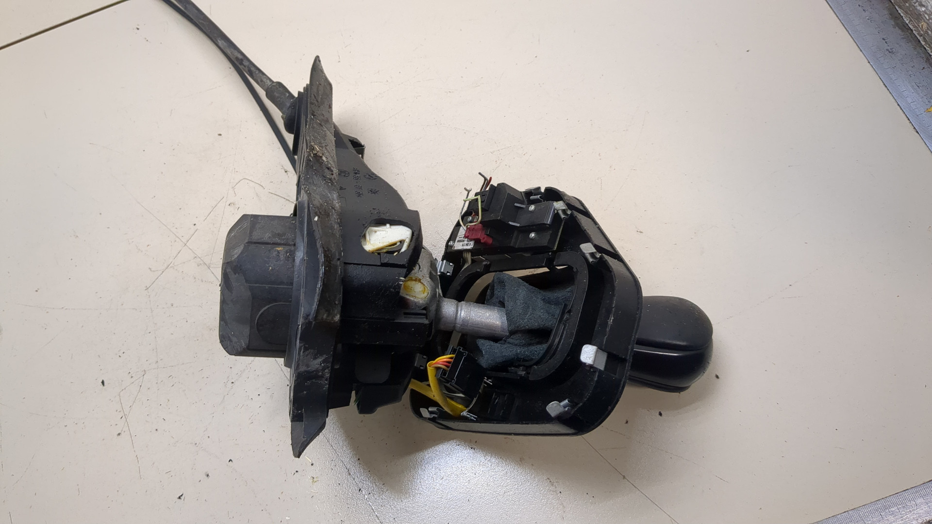 Кулиса МКПП / АКПП