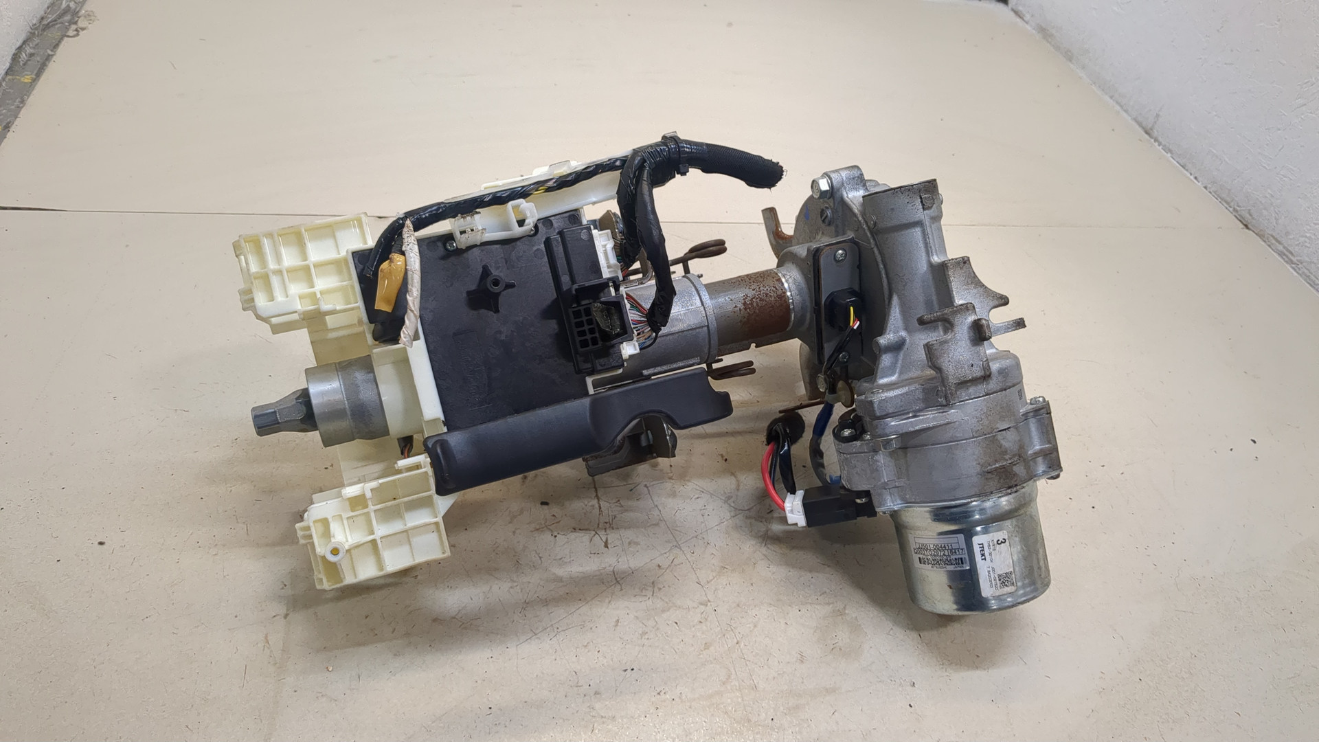 Серводвигатель рулевой рейки