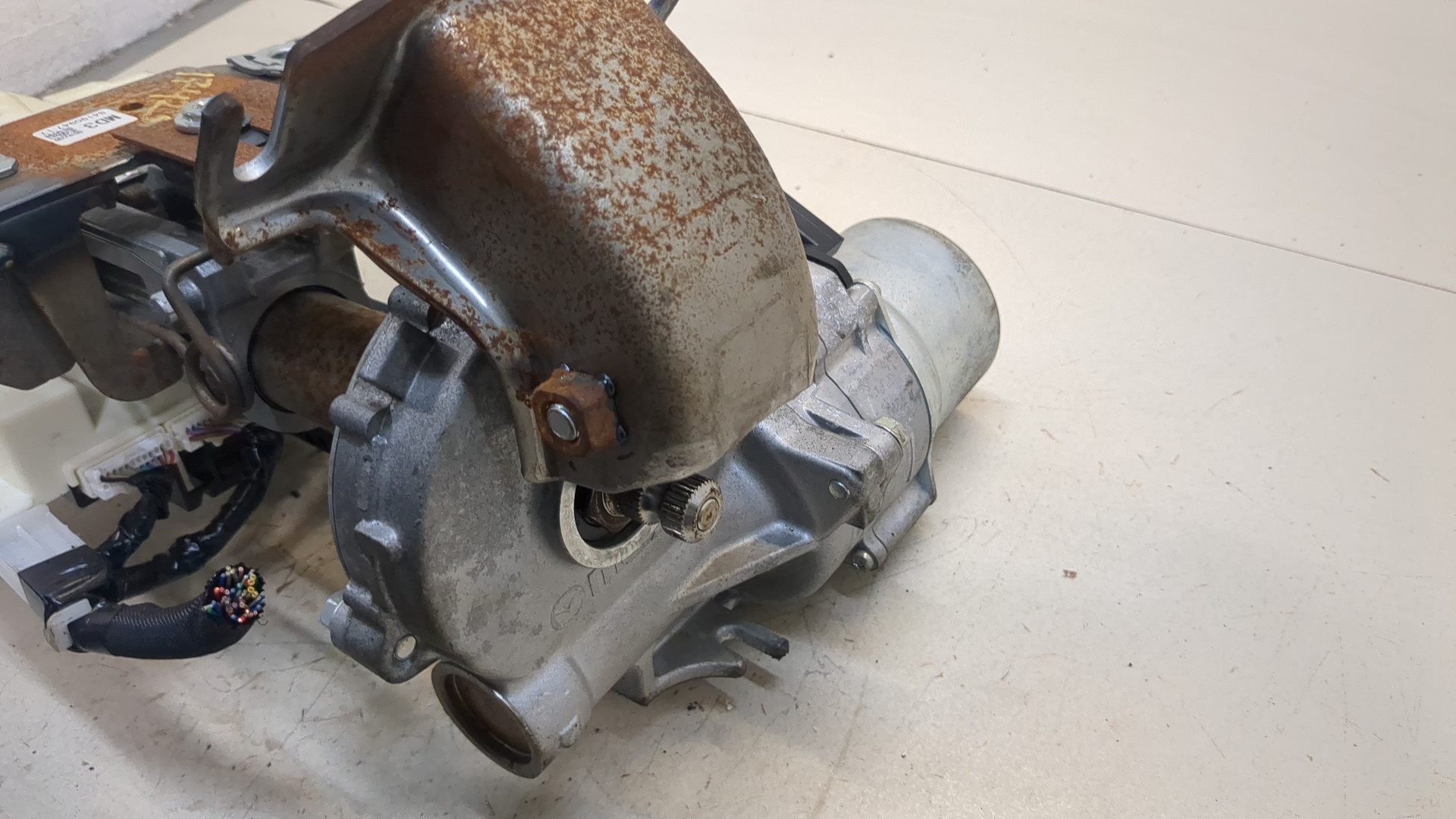 Серводвигатель рулевой рейки