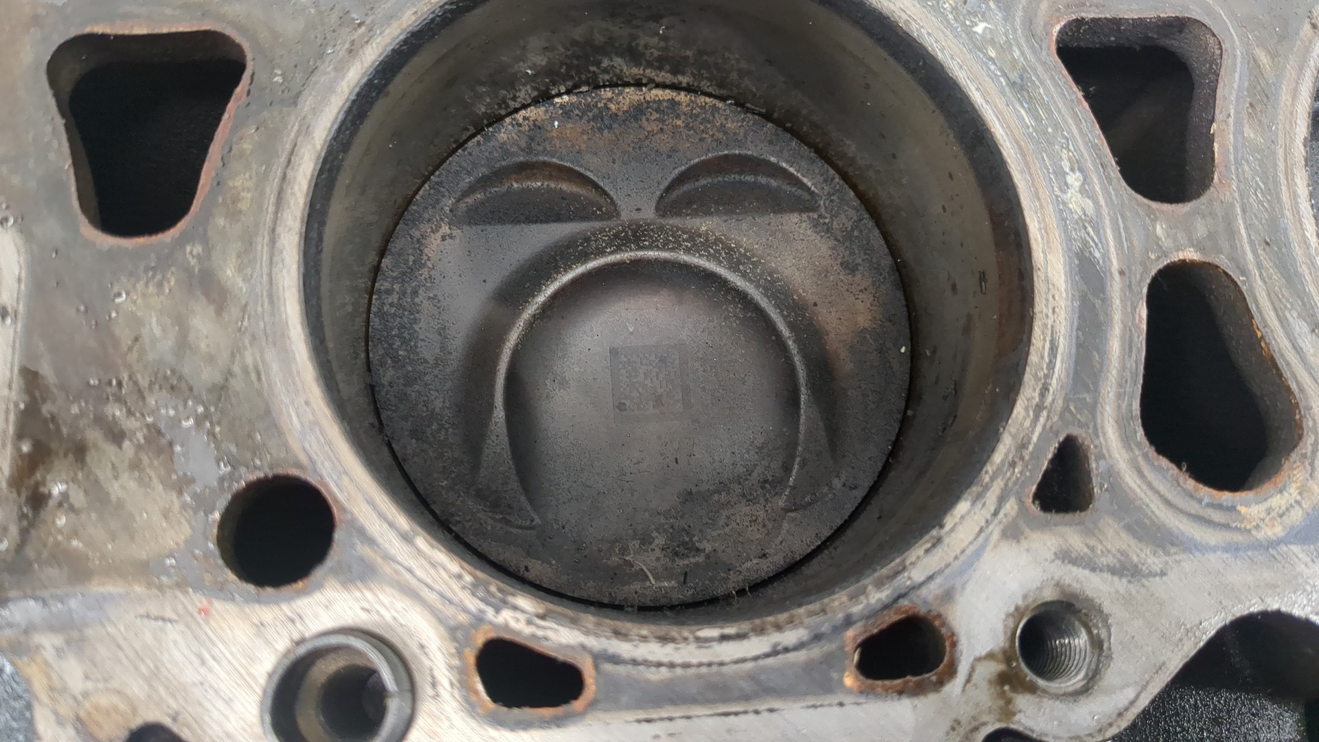 Блок двигателя