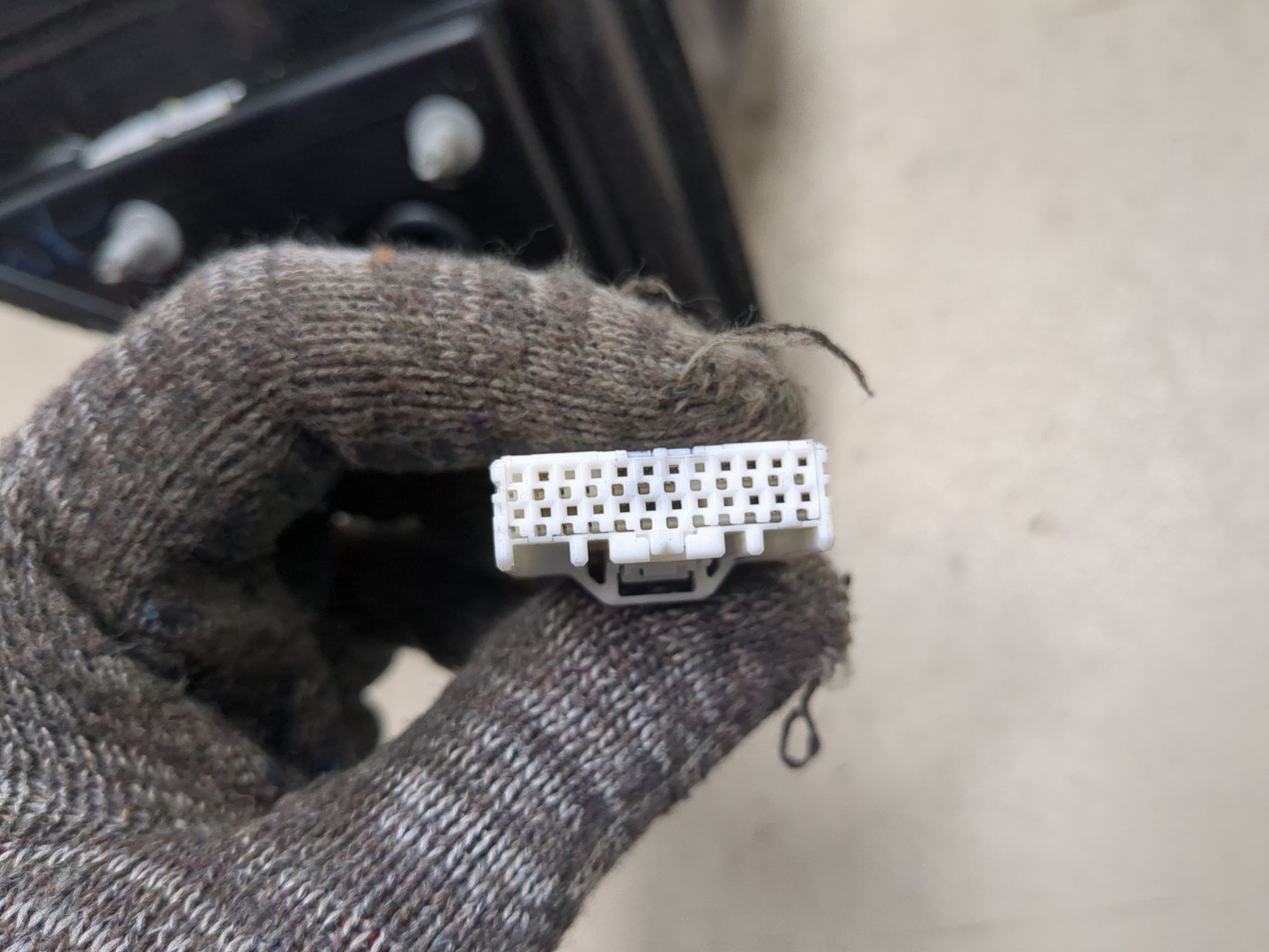 Зеркало правое электрическое