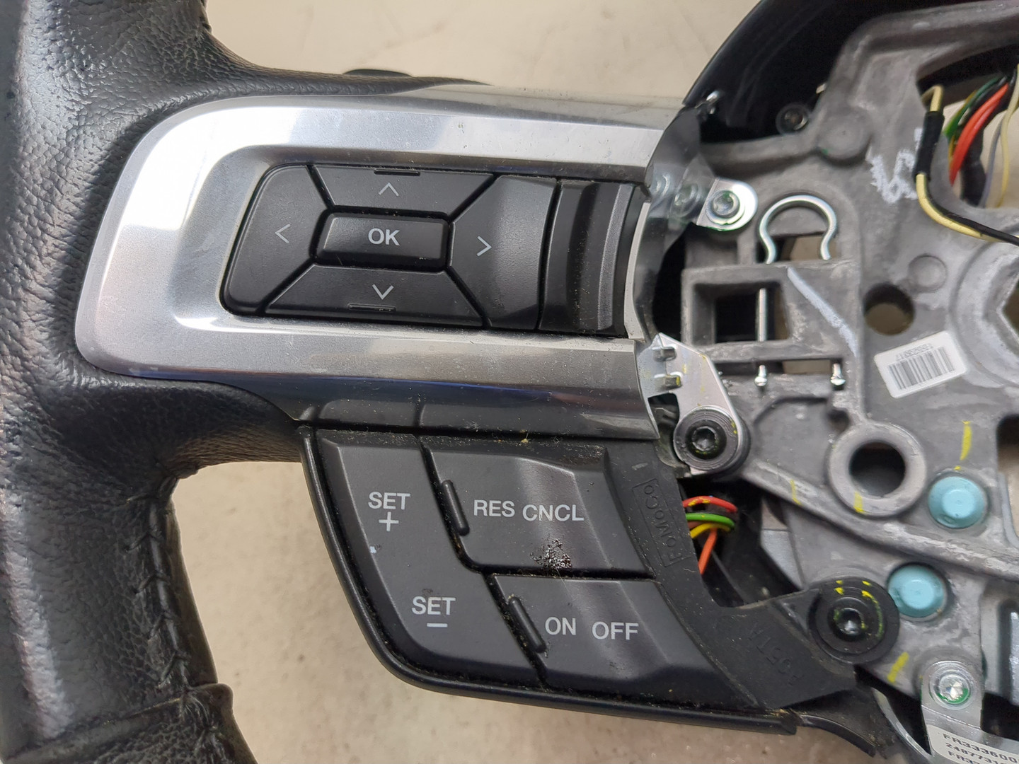 Рулевое колесо (руль)