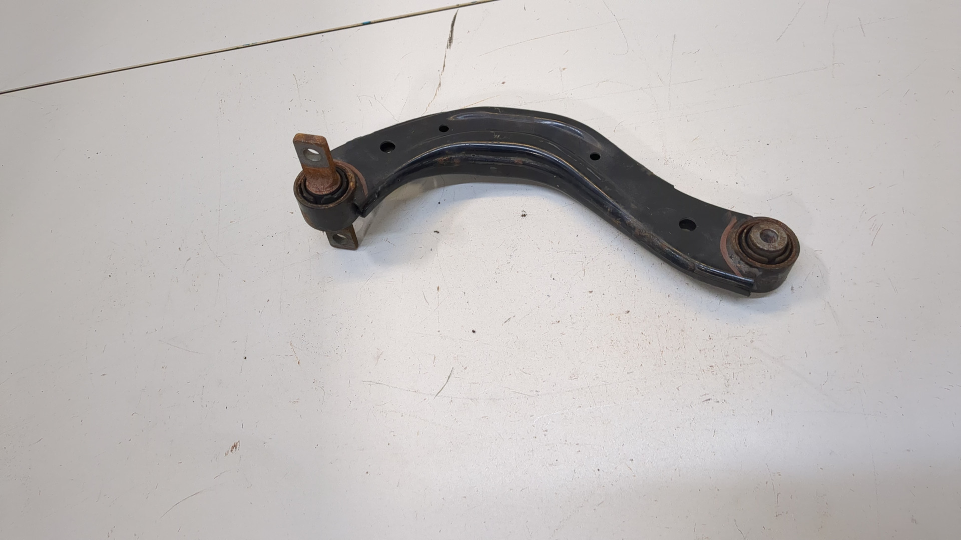 Рычаг задний