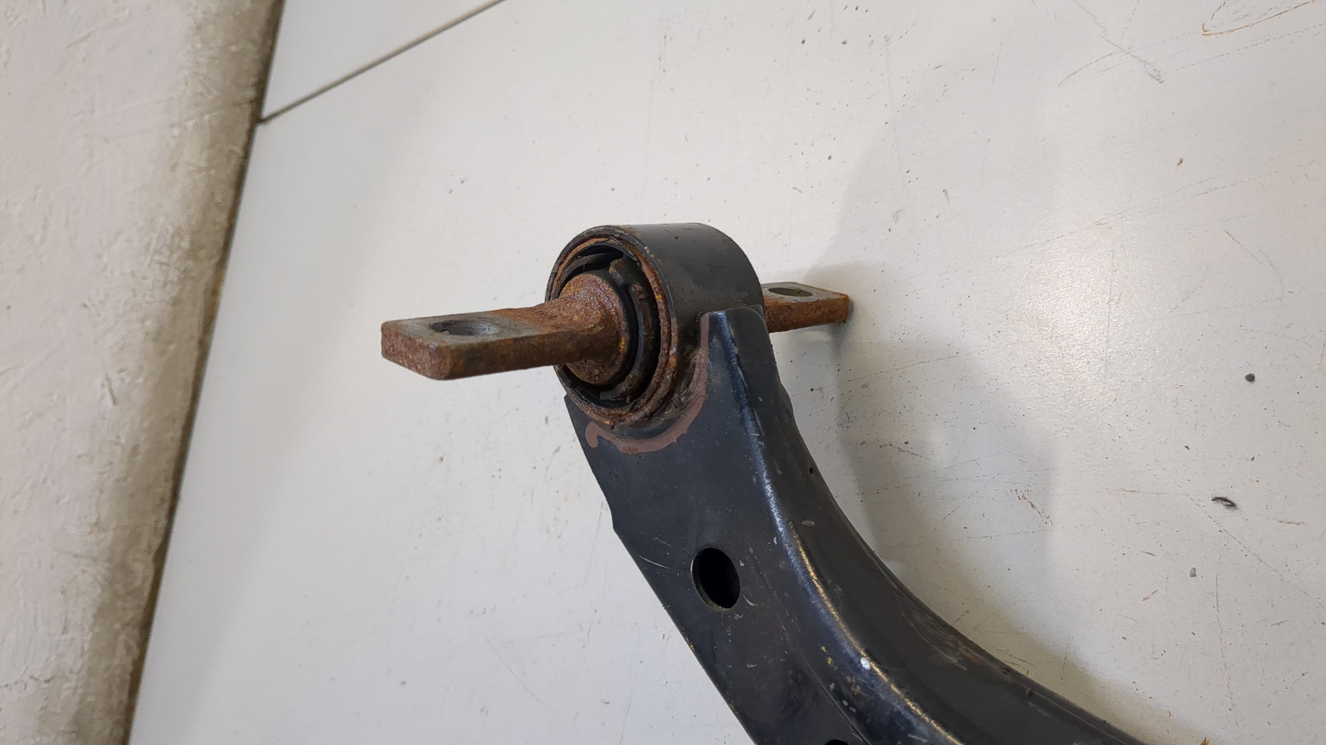 Рычаг задний