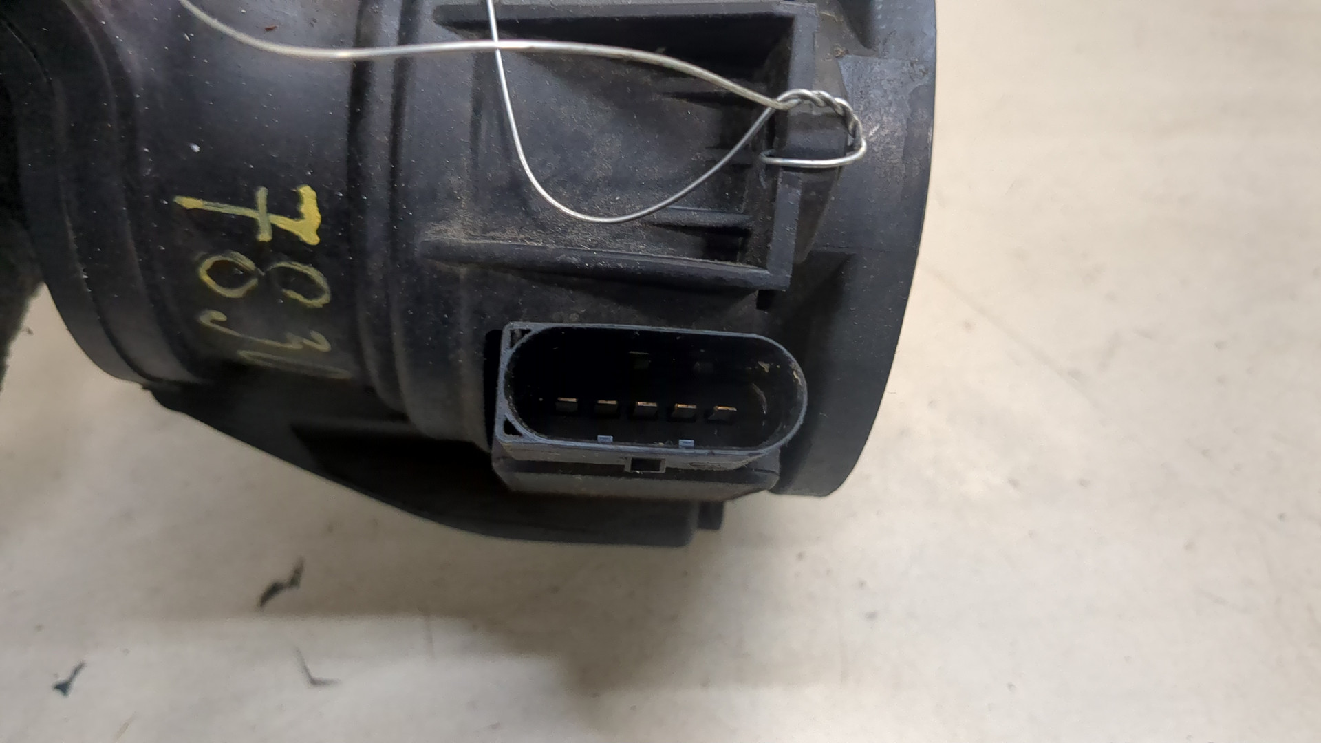 Расходомер воздуха (ДМРВ)