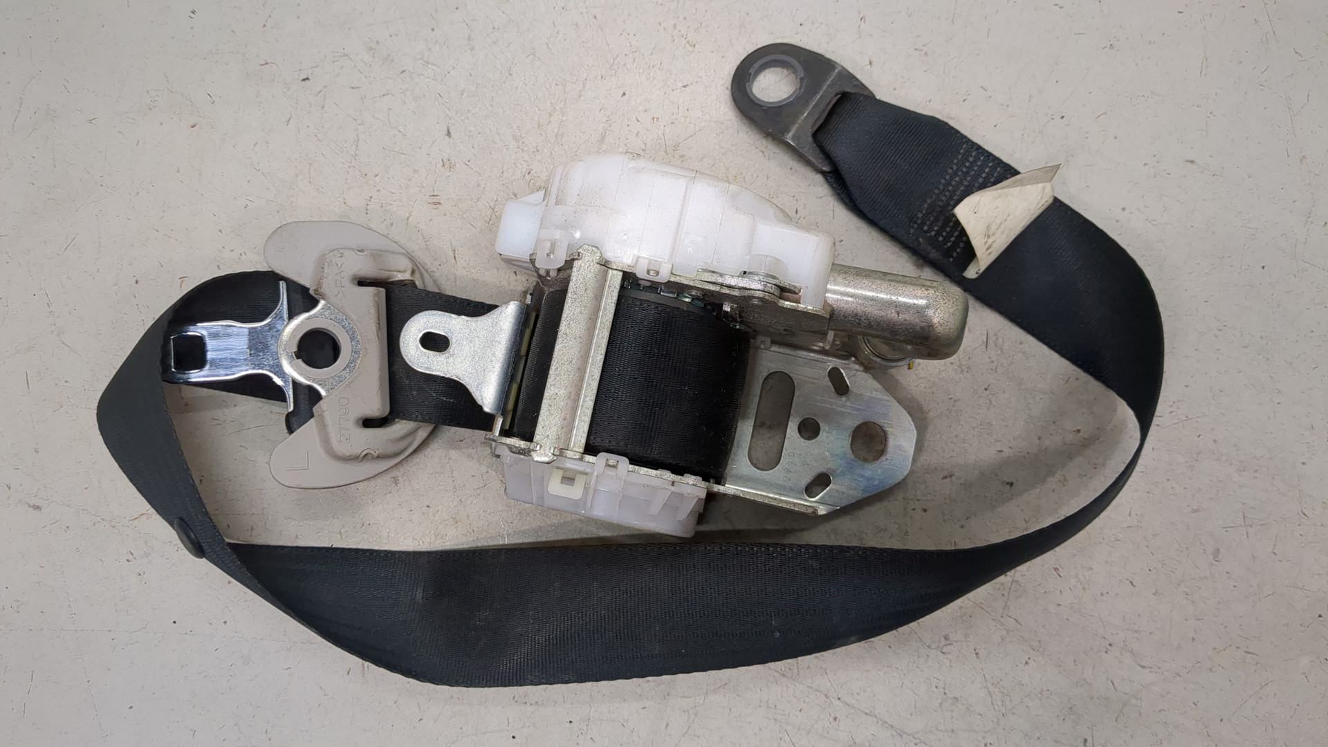 Ремень безопасности