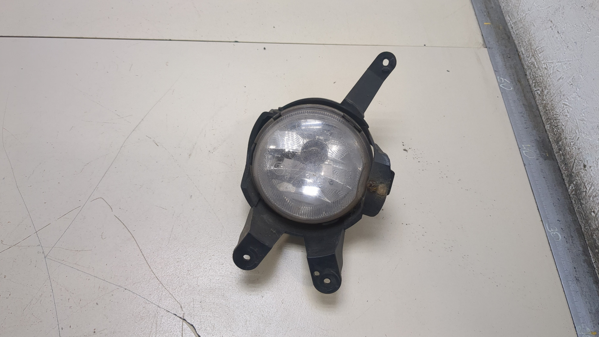 Фара противотуманная правая